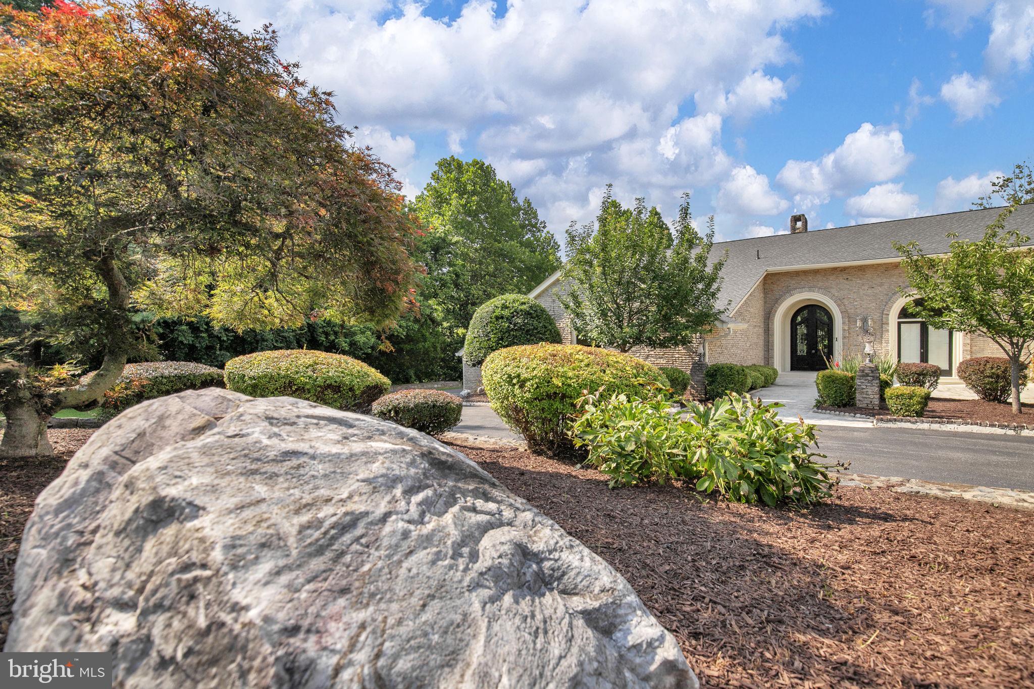 1 PINEY MEETINGHOUSE COURT