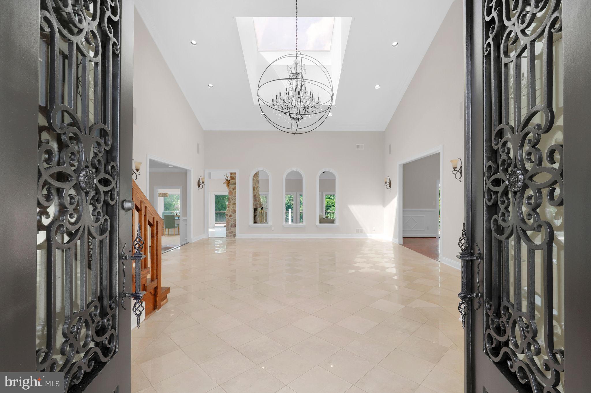 1 PINEY MEETINGHOUSE COURT