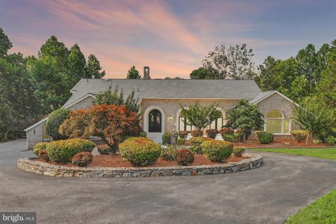 1 PINEY MEETINGHOUSE COURT POTOMAC MD 20854