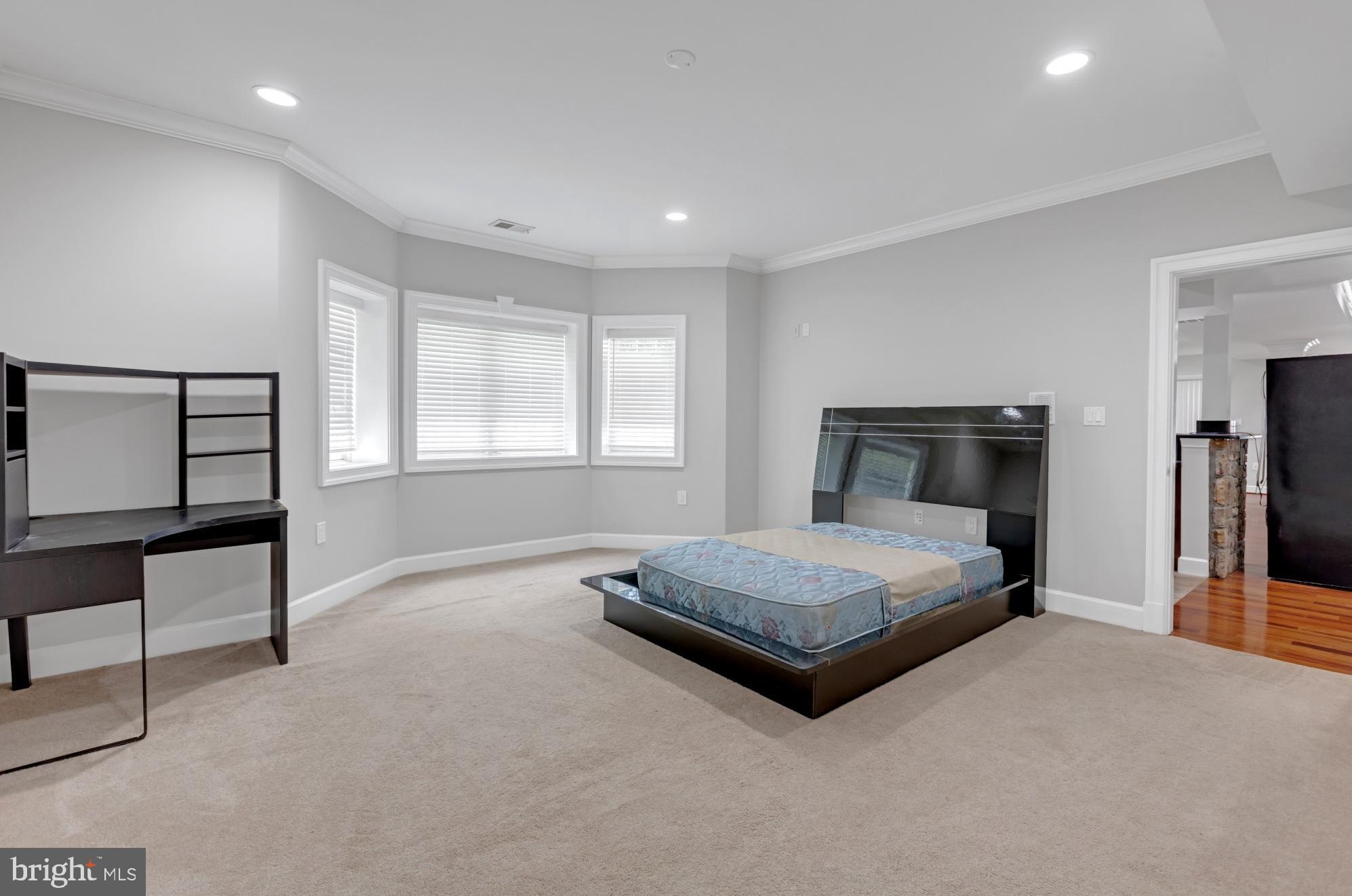 EL NIDO ESTATES - Residential Lease