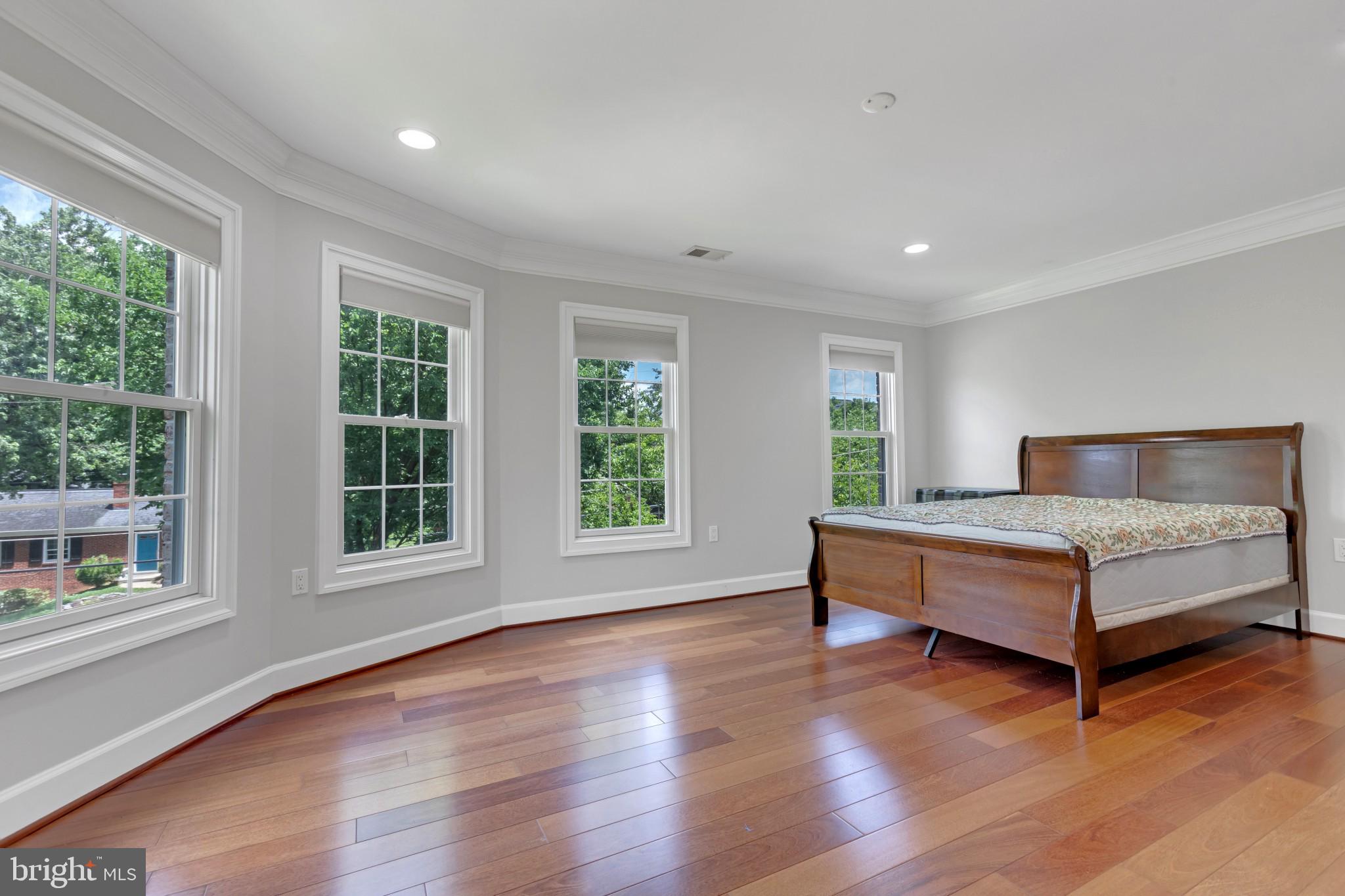 EL NIDO ESTATES - Residential Lease