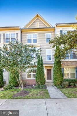8940 DAHLGREN RIDGE RD, MANASSAS, VA 20111 - Image 4b908a72f65eb2e1feabef385d75183d/2749089451