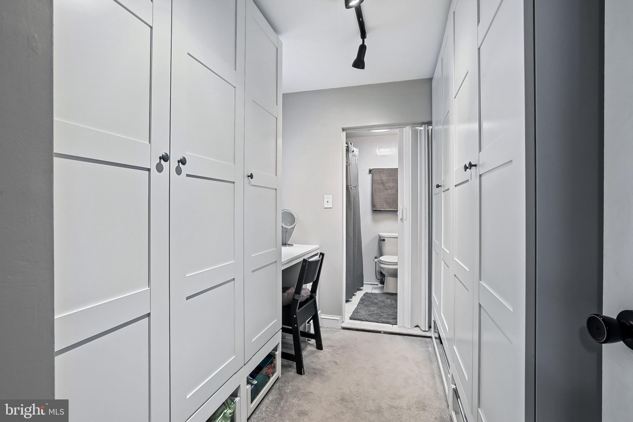 BUTCHERS HILL - Residential