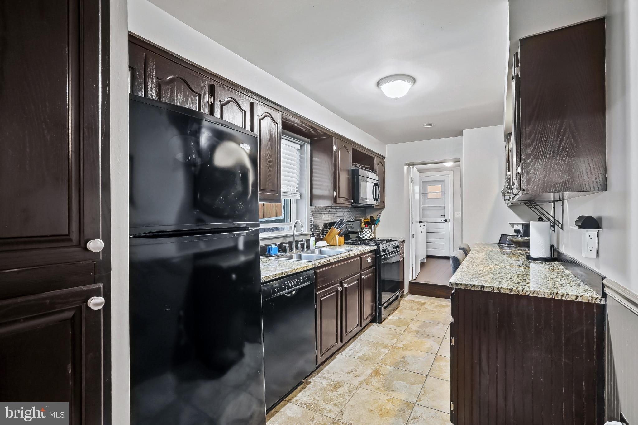 BUTCHERS HILL - Residential