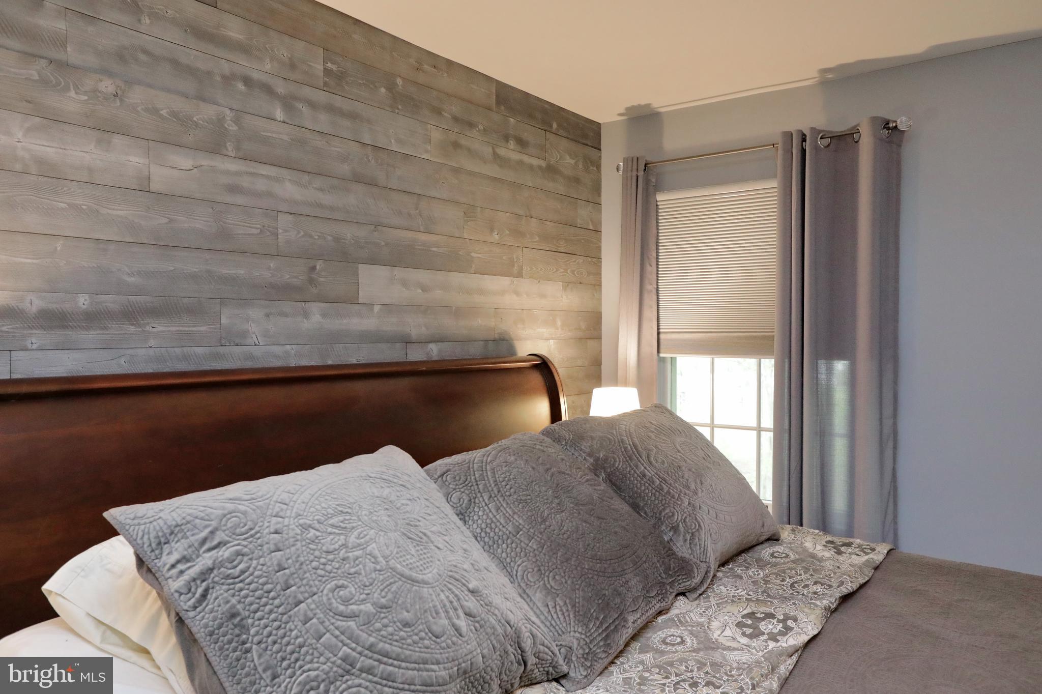 VALLEY VIEW - Residential