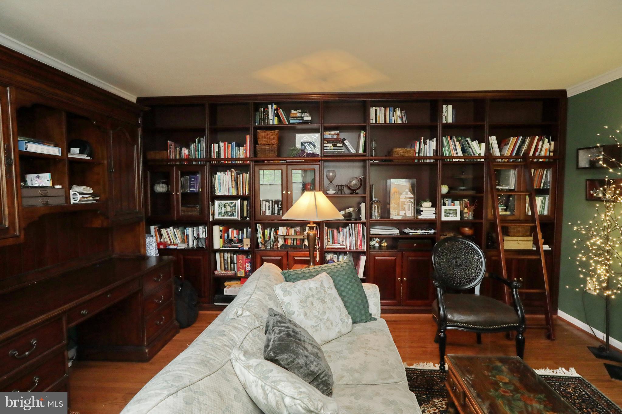 VALLEY VIEW - Residential