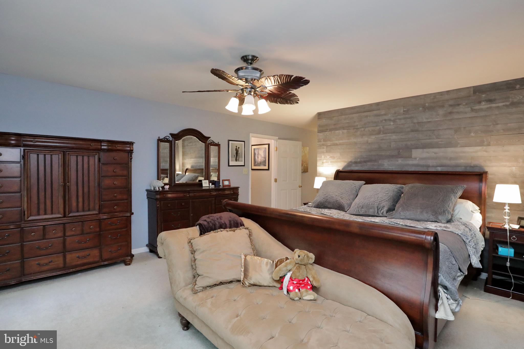 VALLEY VIEW - Residential