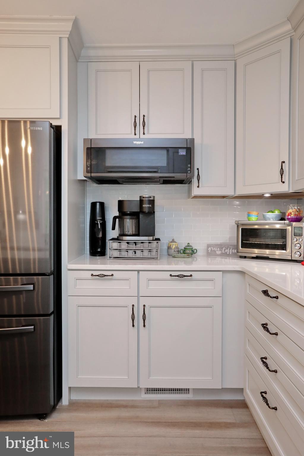 VALLEY VIEW - Residential