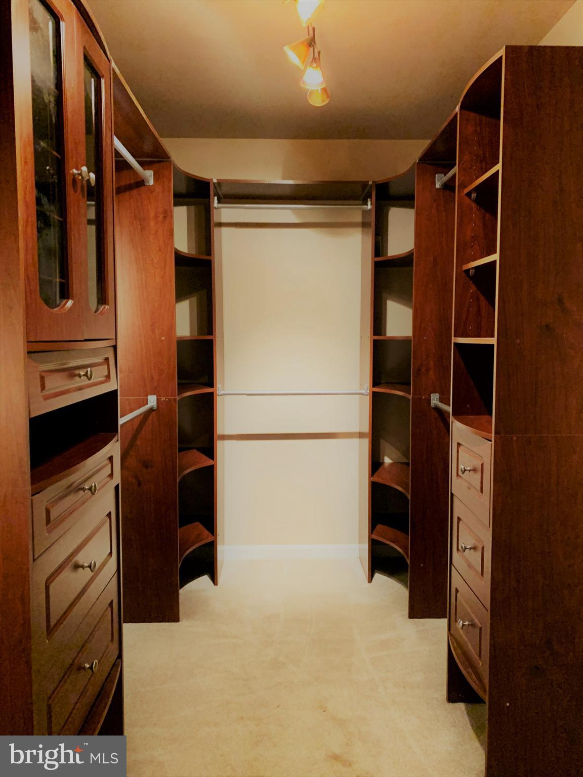 VALLEY VIEW - Residential