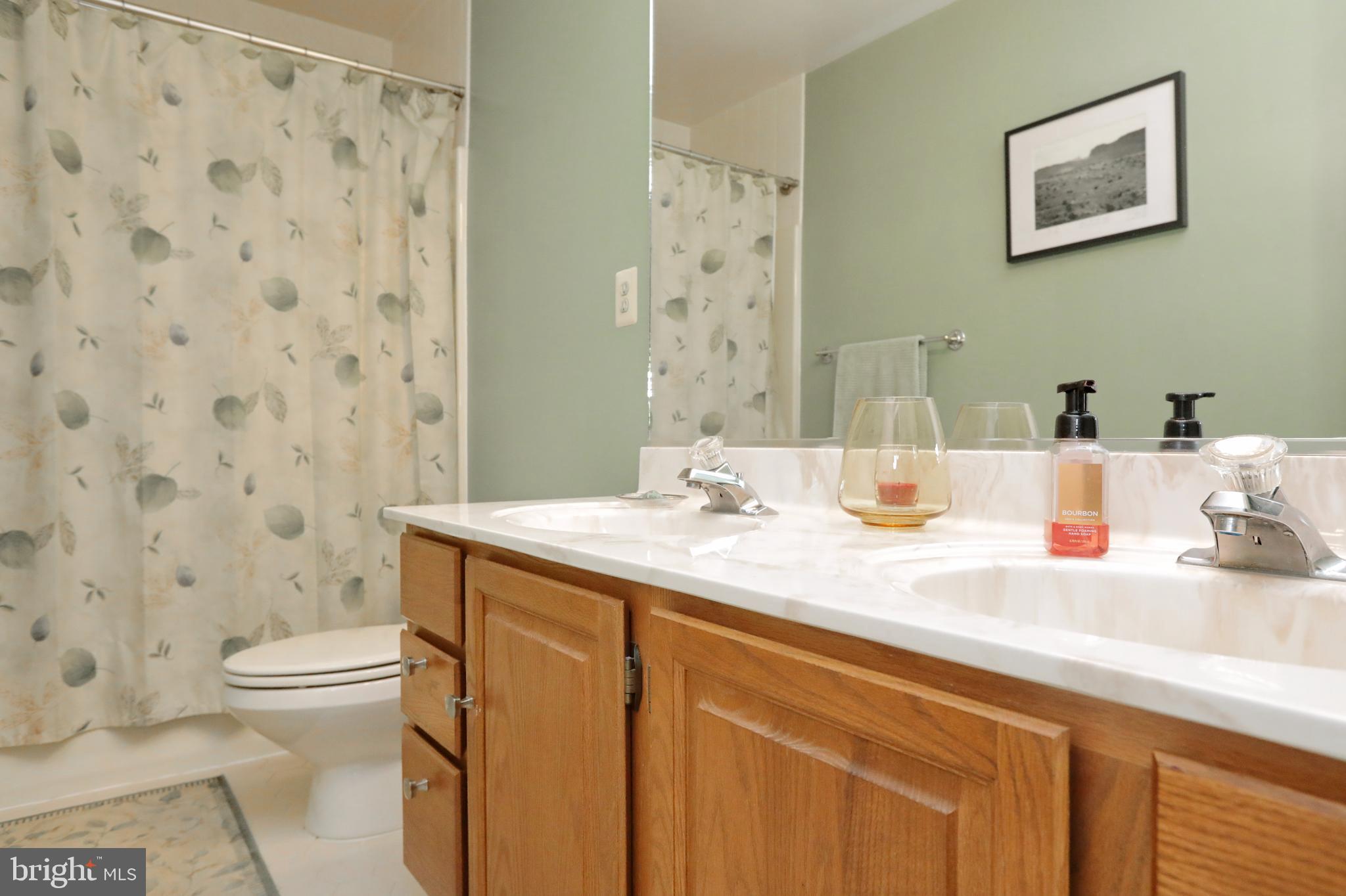 VALLEY VIEW - Residential