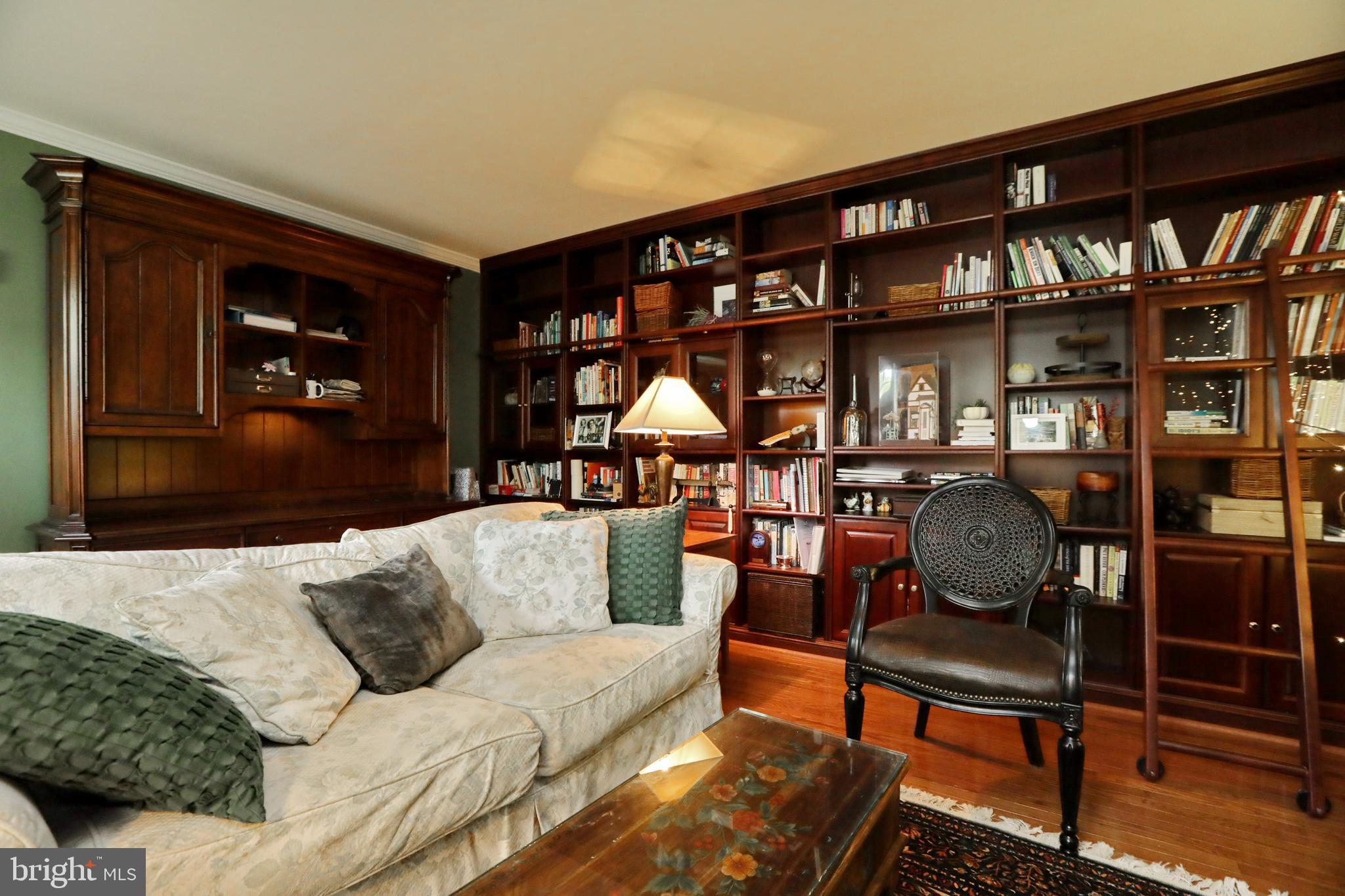 VALLEY VIEW - Residential