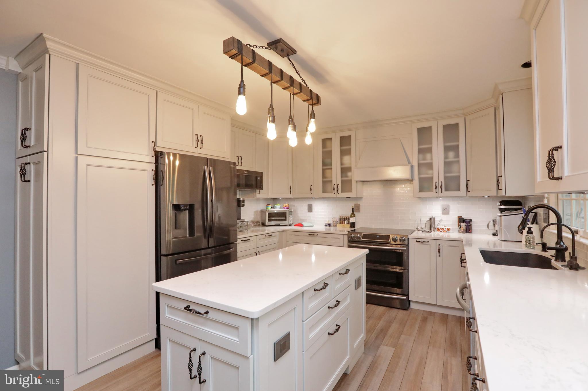 VALLEY VIEW - Residential