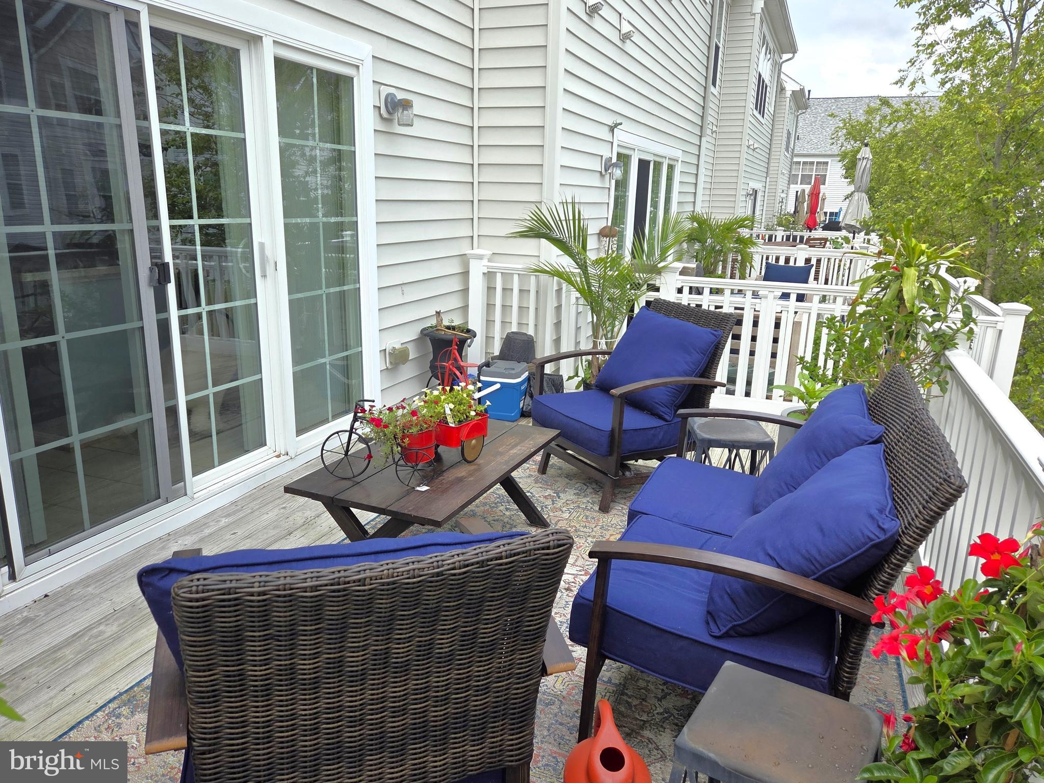 DEEP HARBOR - Residential