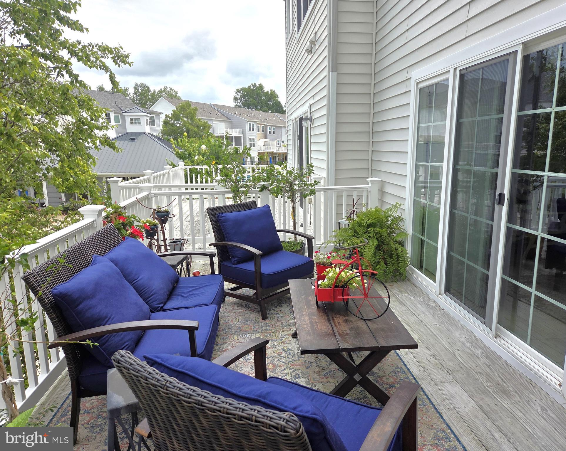 DEEP HARBOR - Residential