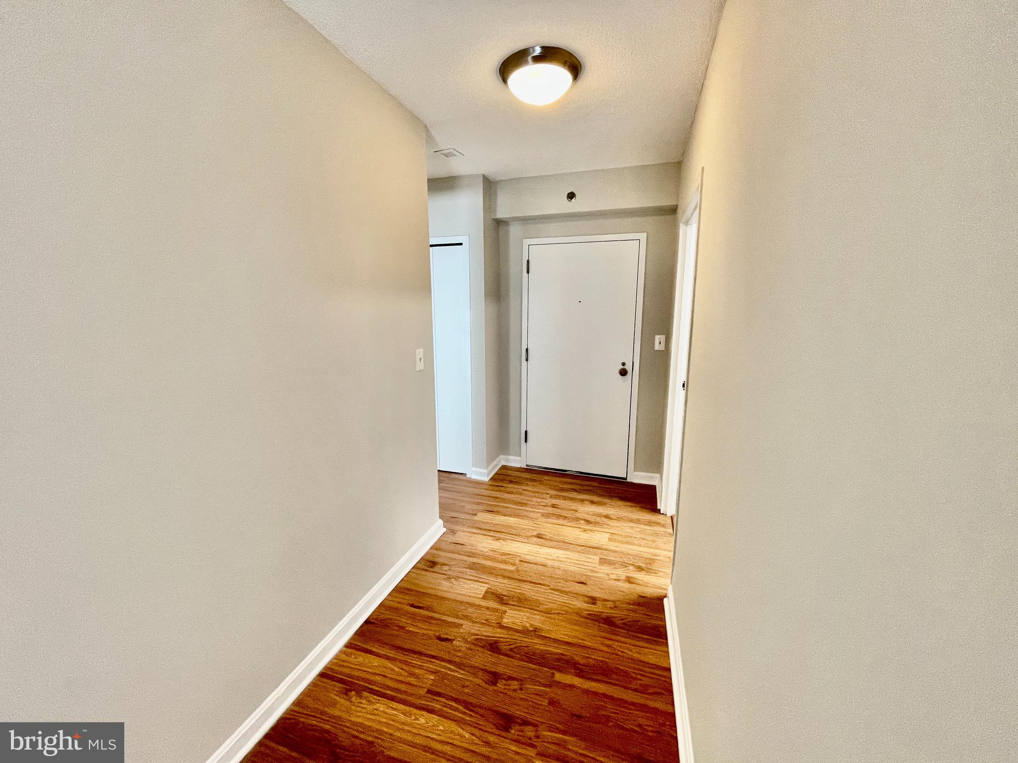 CRYSTAL PARK - Residential Lease