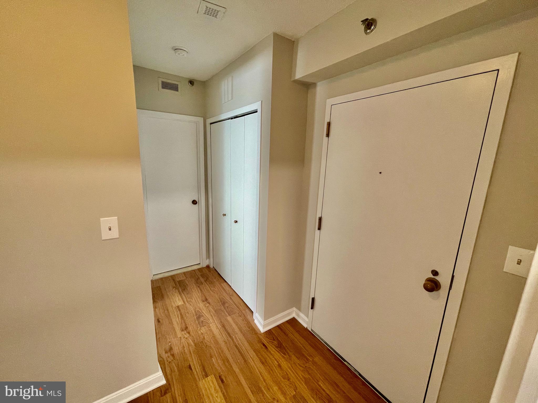 CRYSTAL PARK - Residential Lease