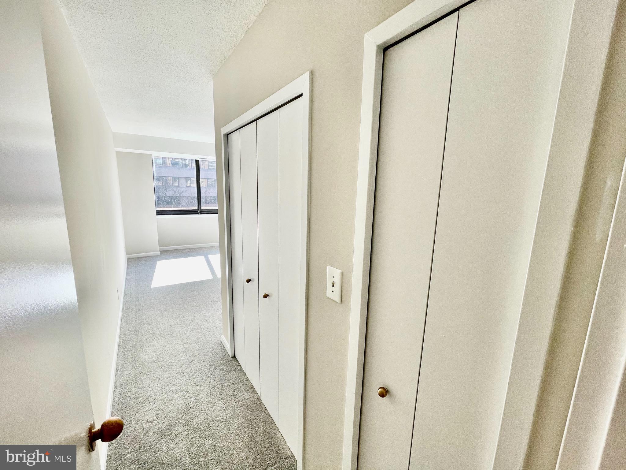 CRYSTAL PARK - Residential Lease