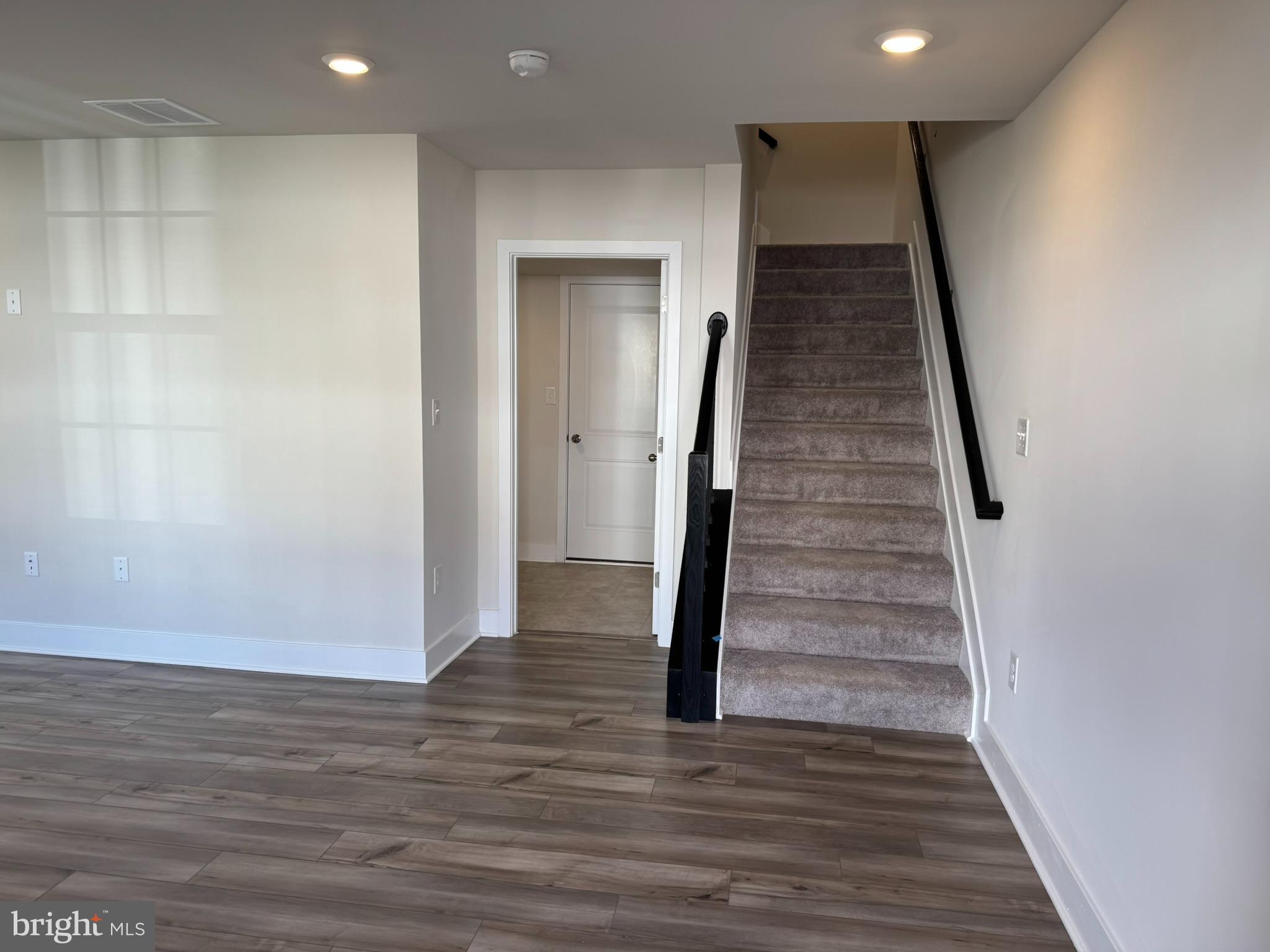 PATAPSCO GLEN - Residential Lease