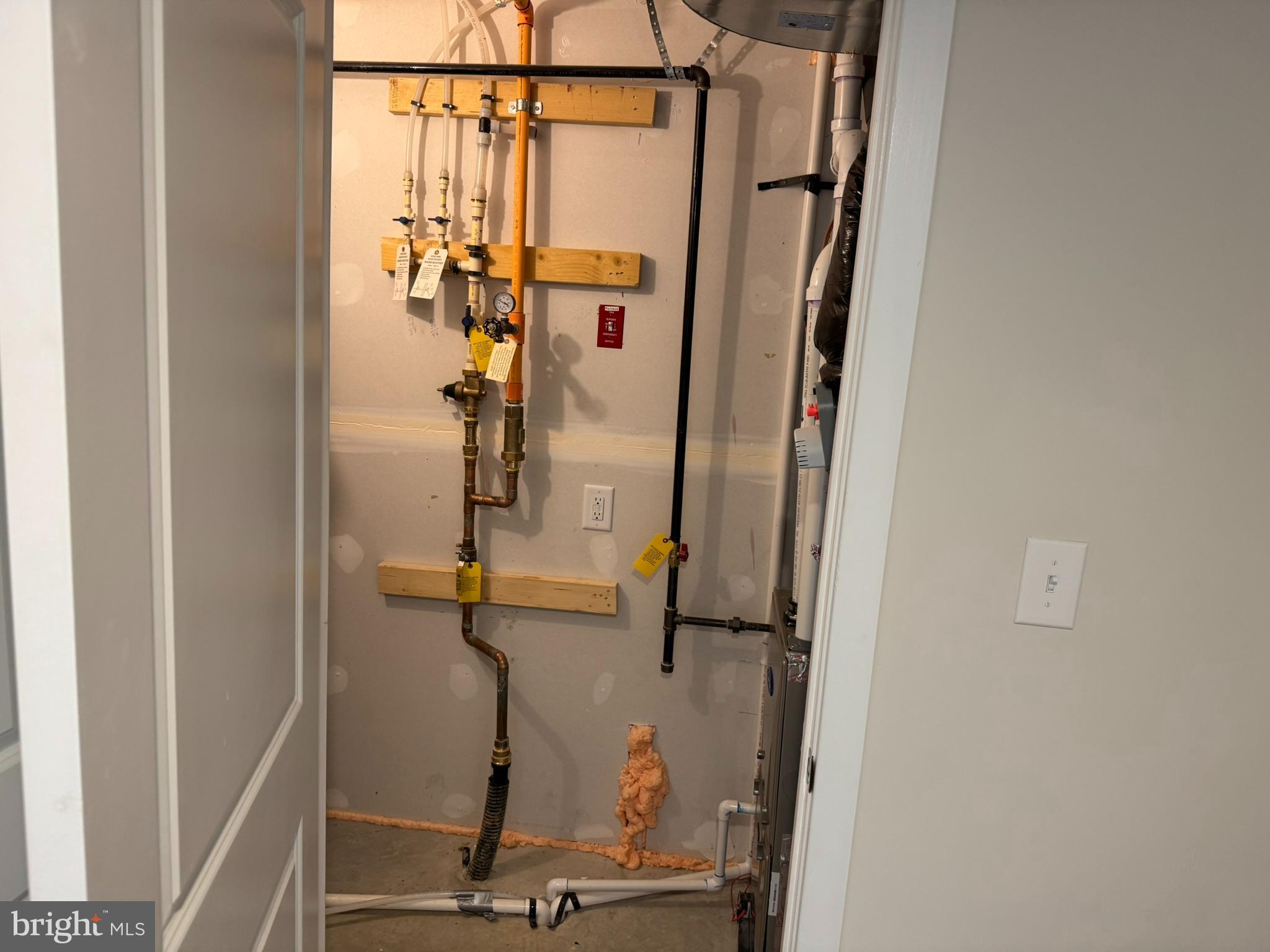 PATAPSCO GLEN - Residential Lease