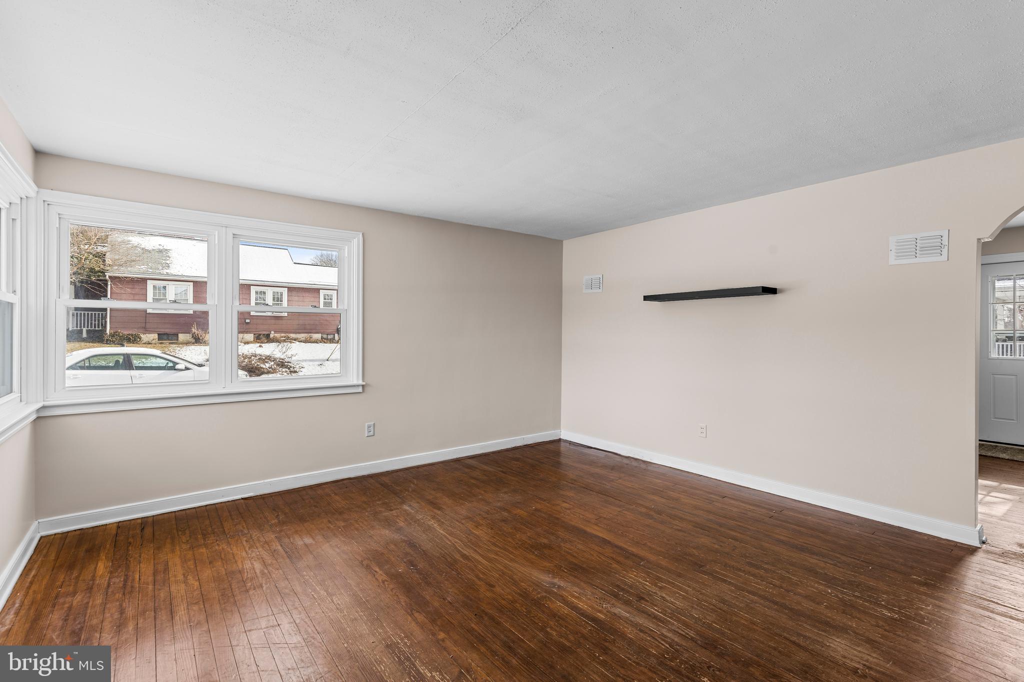 1520 MILLERSVILLE PIKE