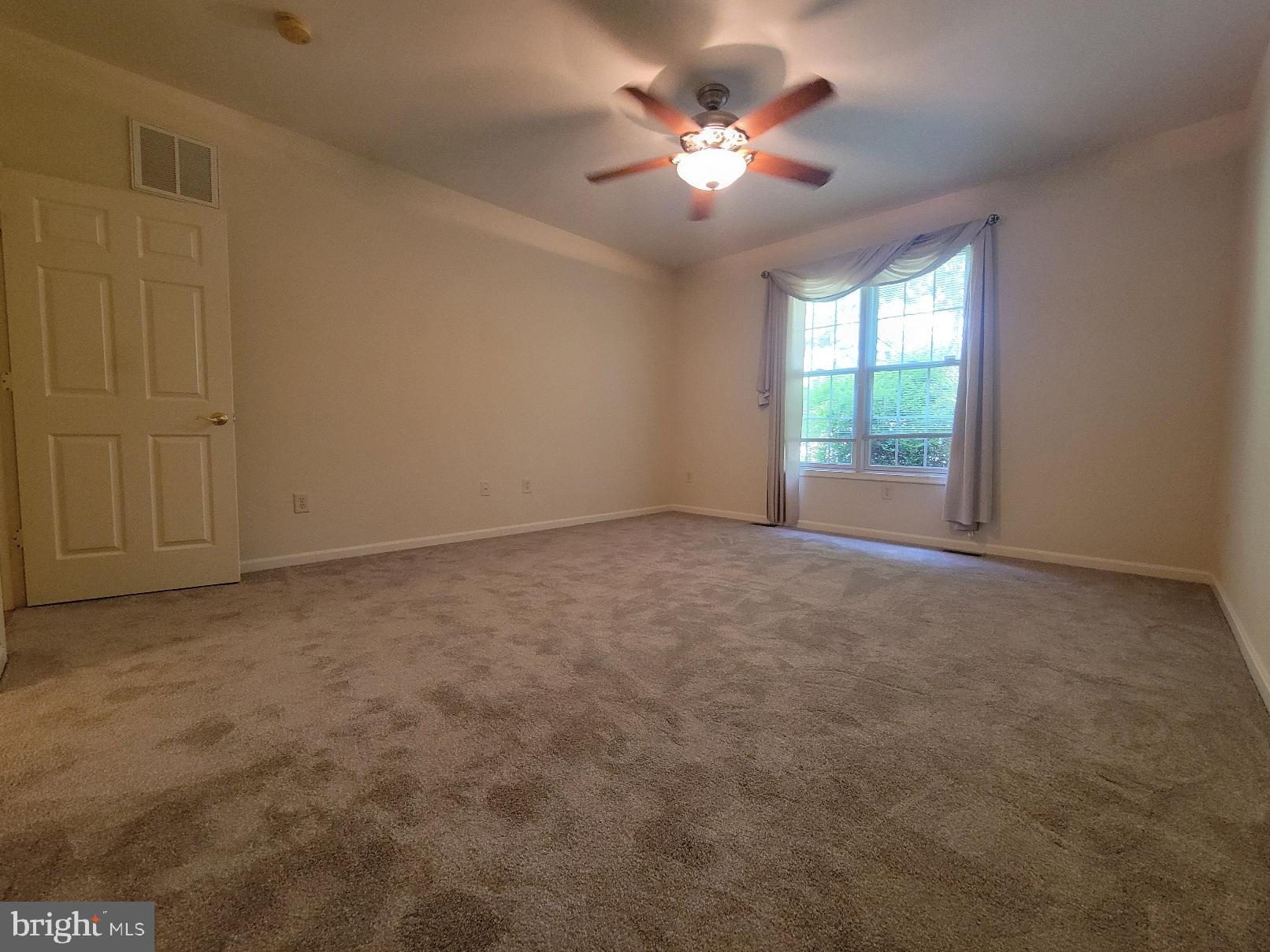 GREENWICH PARK - Residential