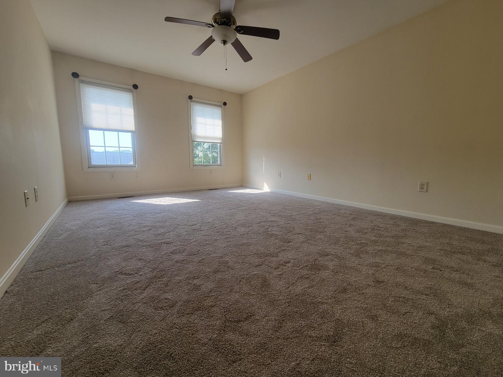 GREENWICH PARK - Residential