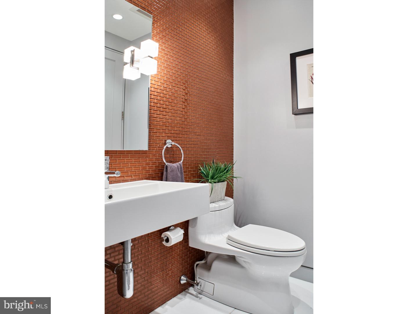 GRADUATE HOSPITAL - Residential