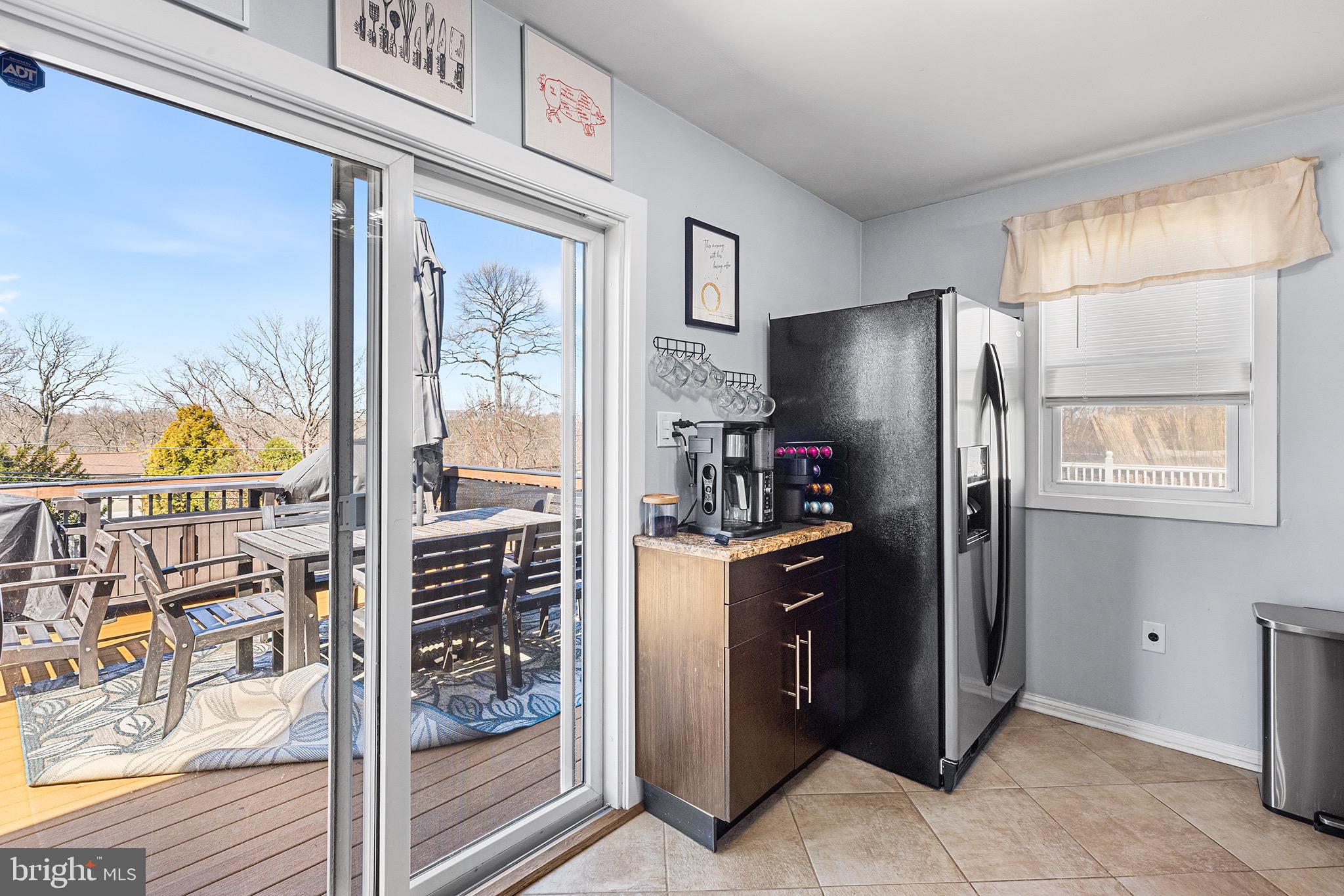 NEWTOWN SQ - Residential