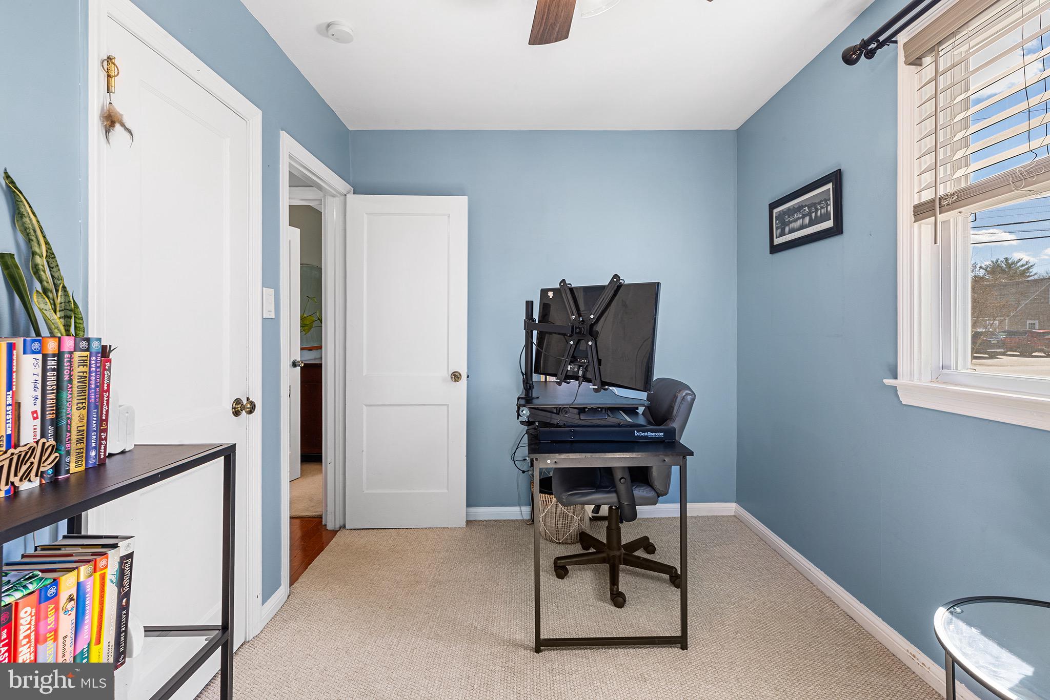 NEWTOWN SQ - Residential