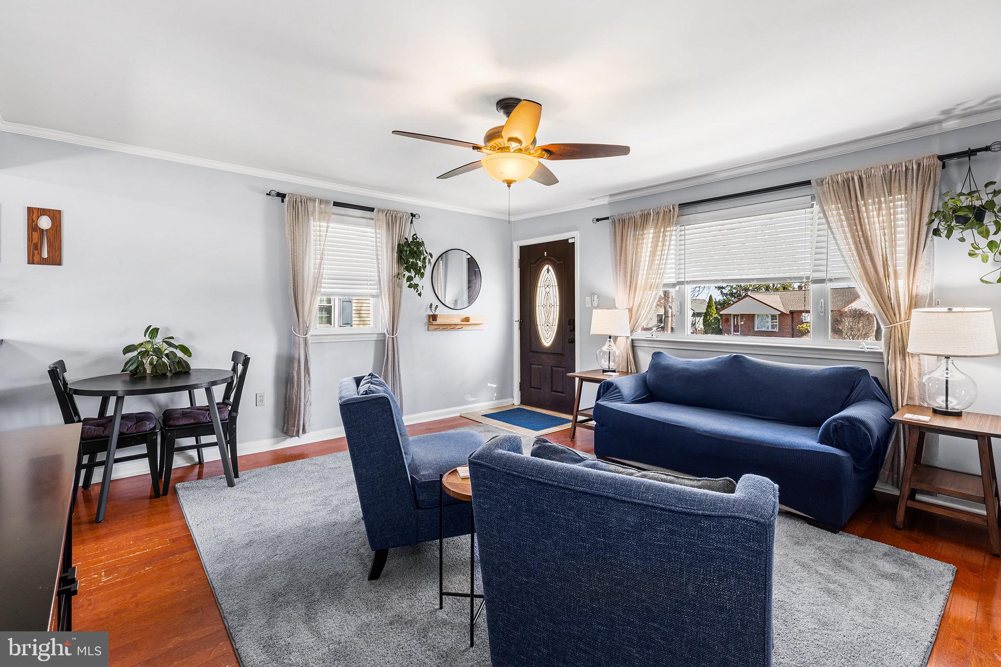 NEWTOWN SQ - Residential