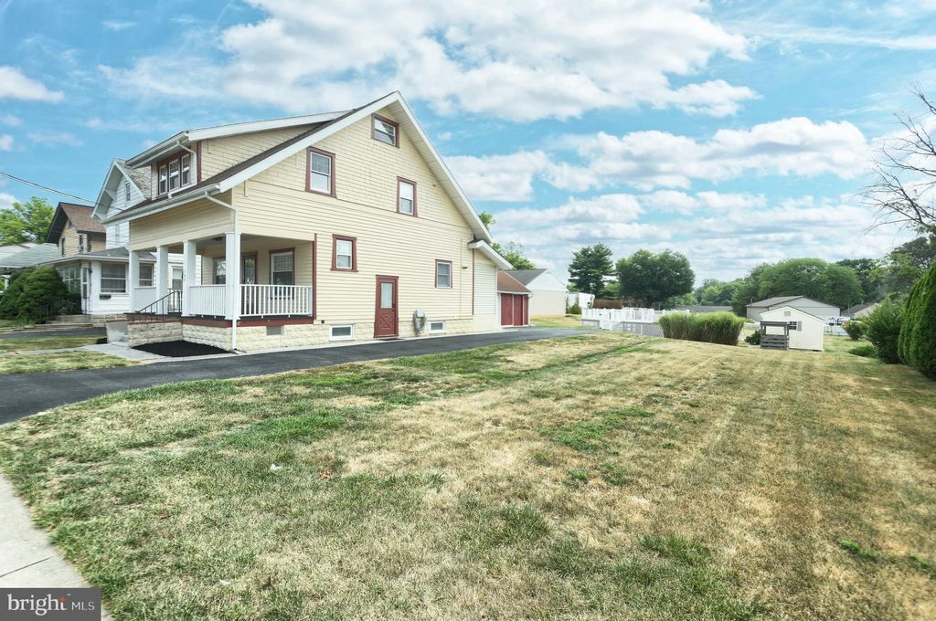 Photo of 342 Chocolate Avenue, Mount Joy, PA 17552 (MLS # PALA2052678)