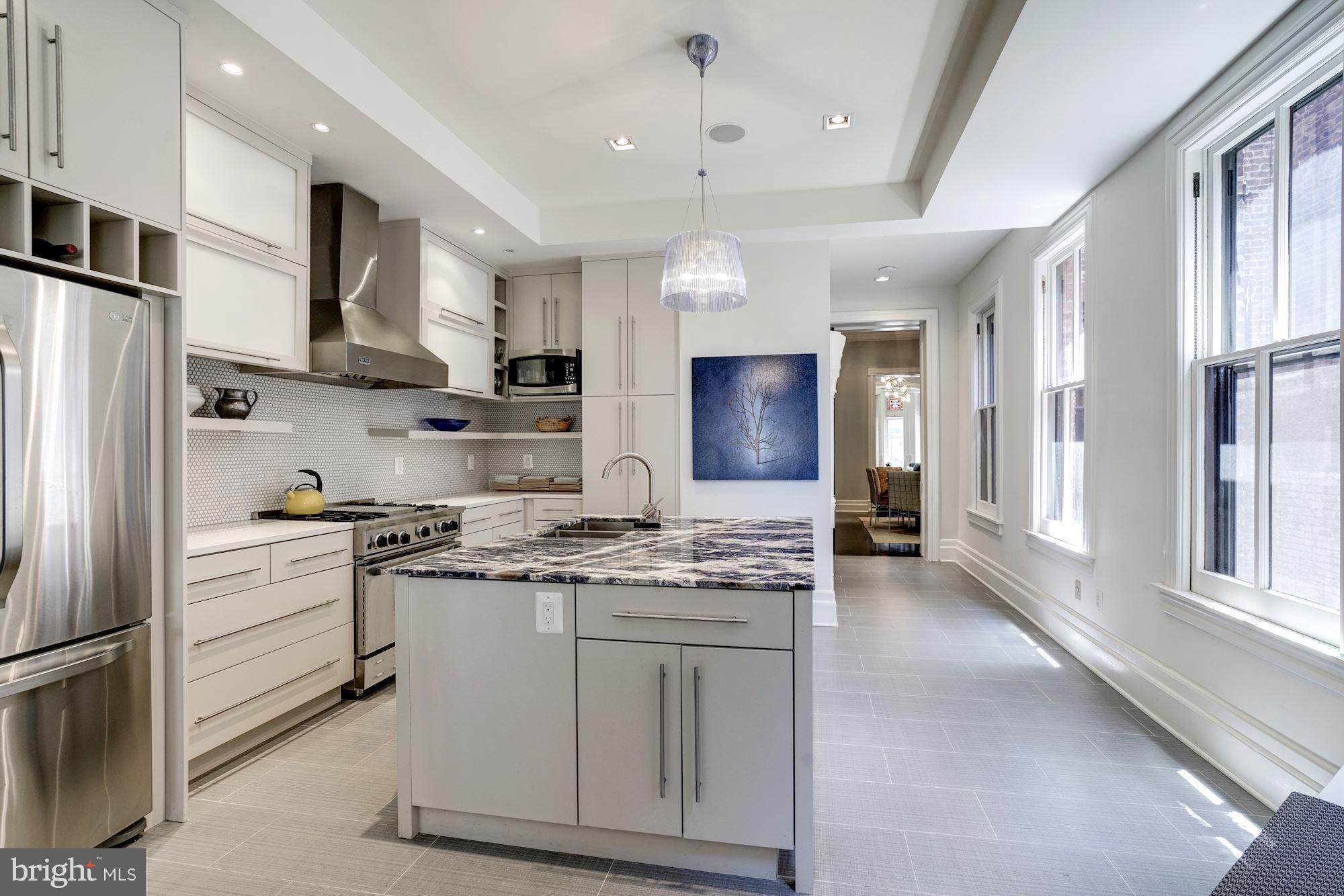 LOGAN CIRCLE - Residential