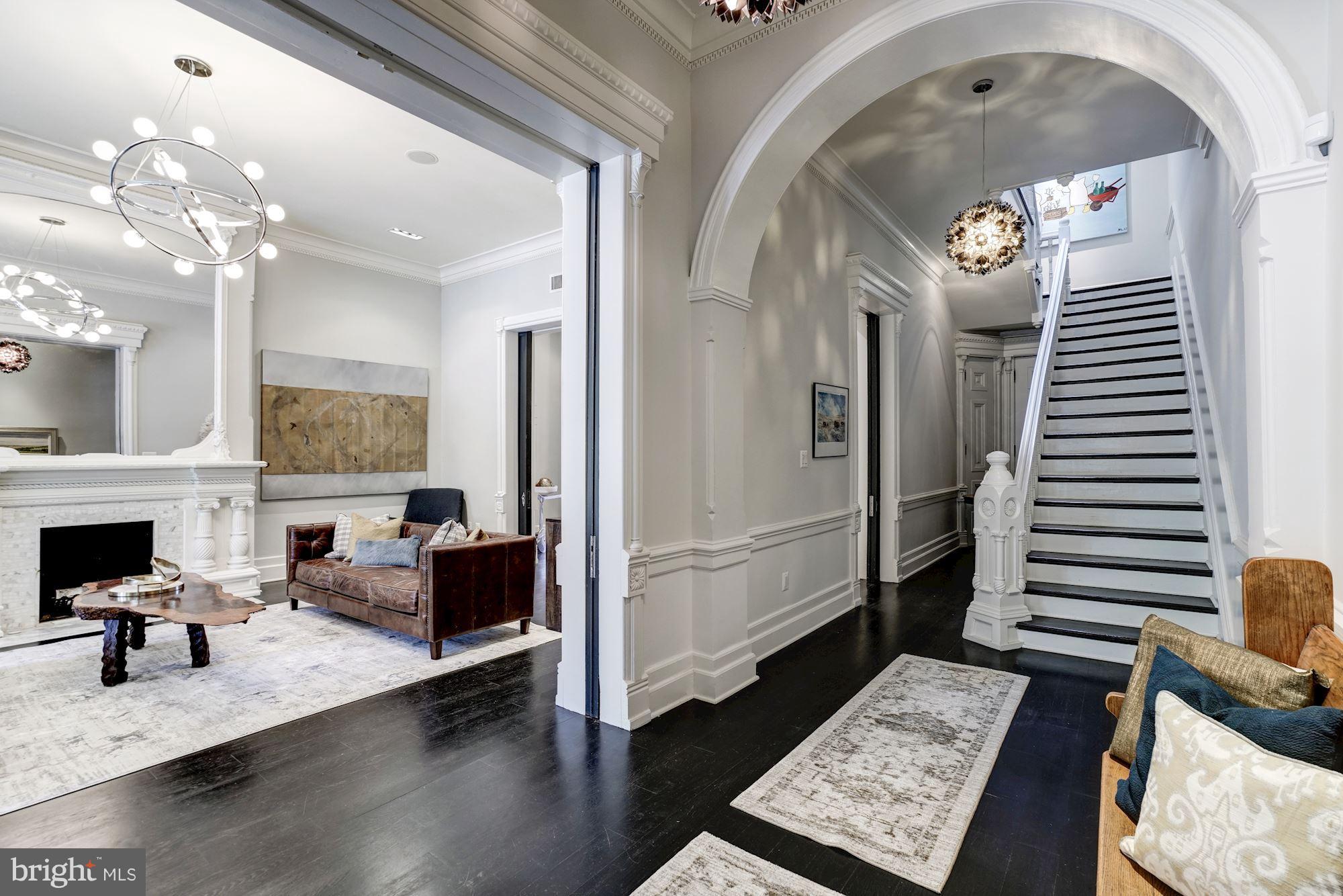 LOGAN CIRCLE - Residential