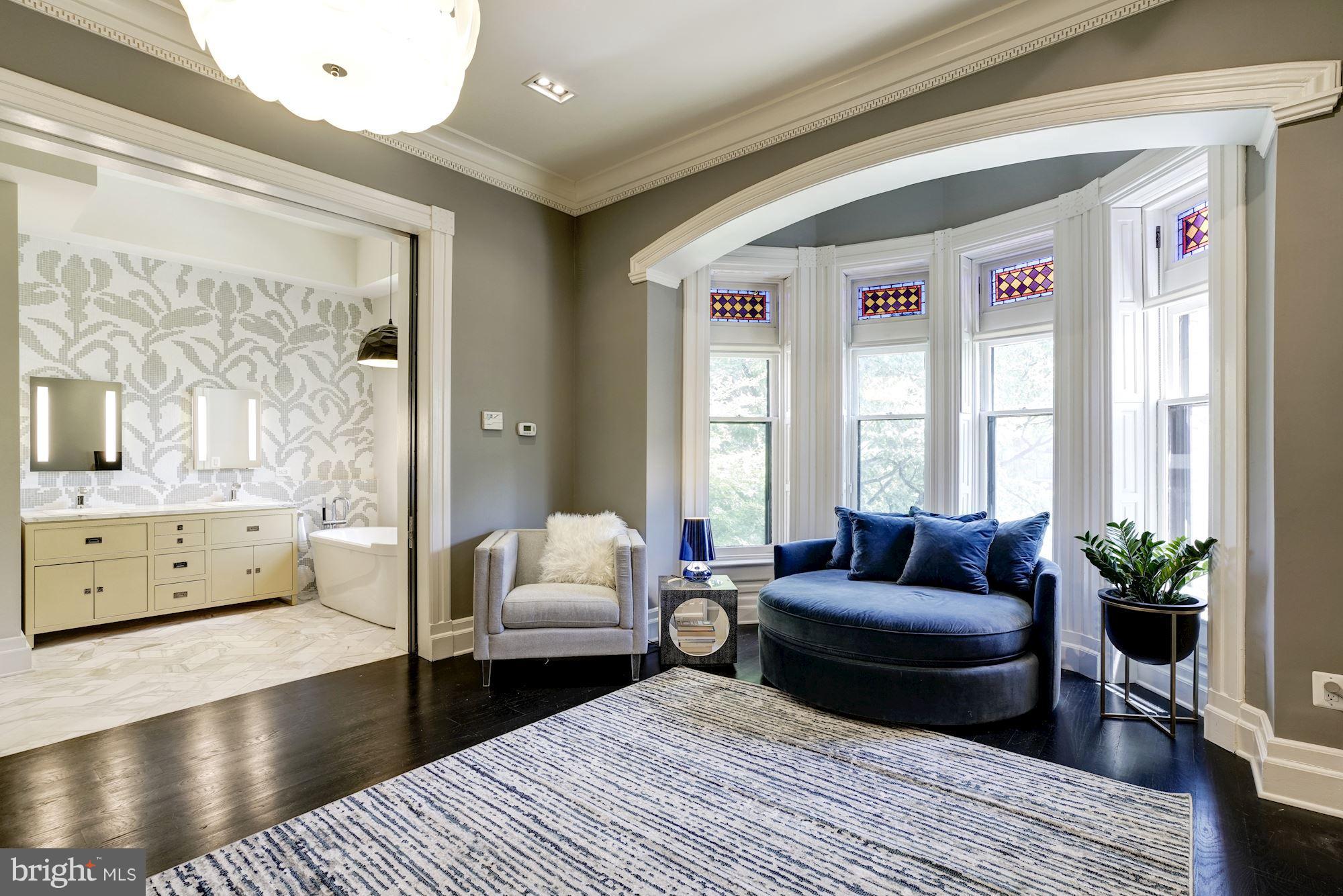 LOGAN CIRCLE - Residential