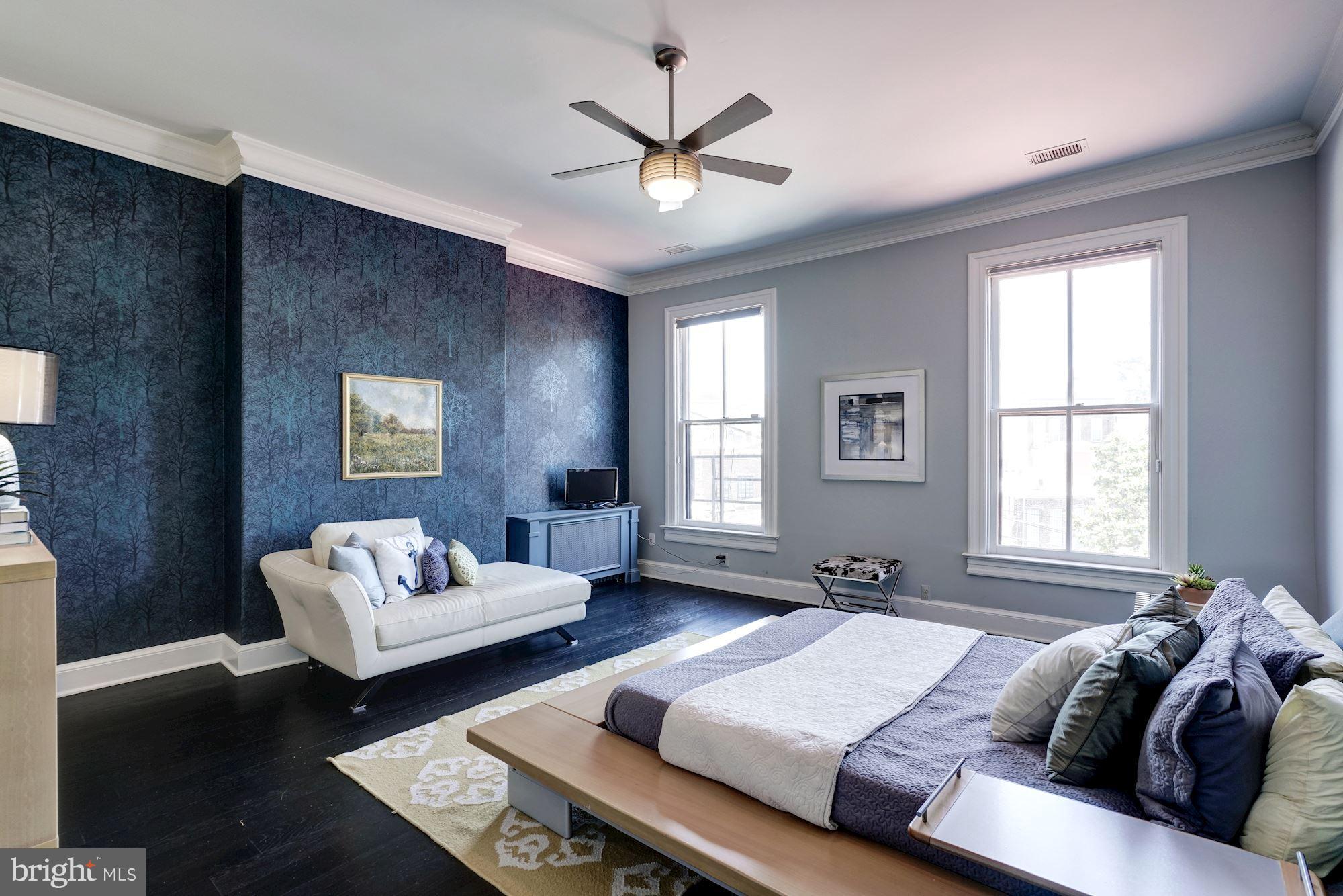 LOGAN CIRCLE - Residential