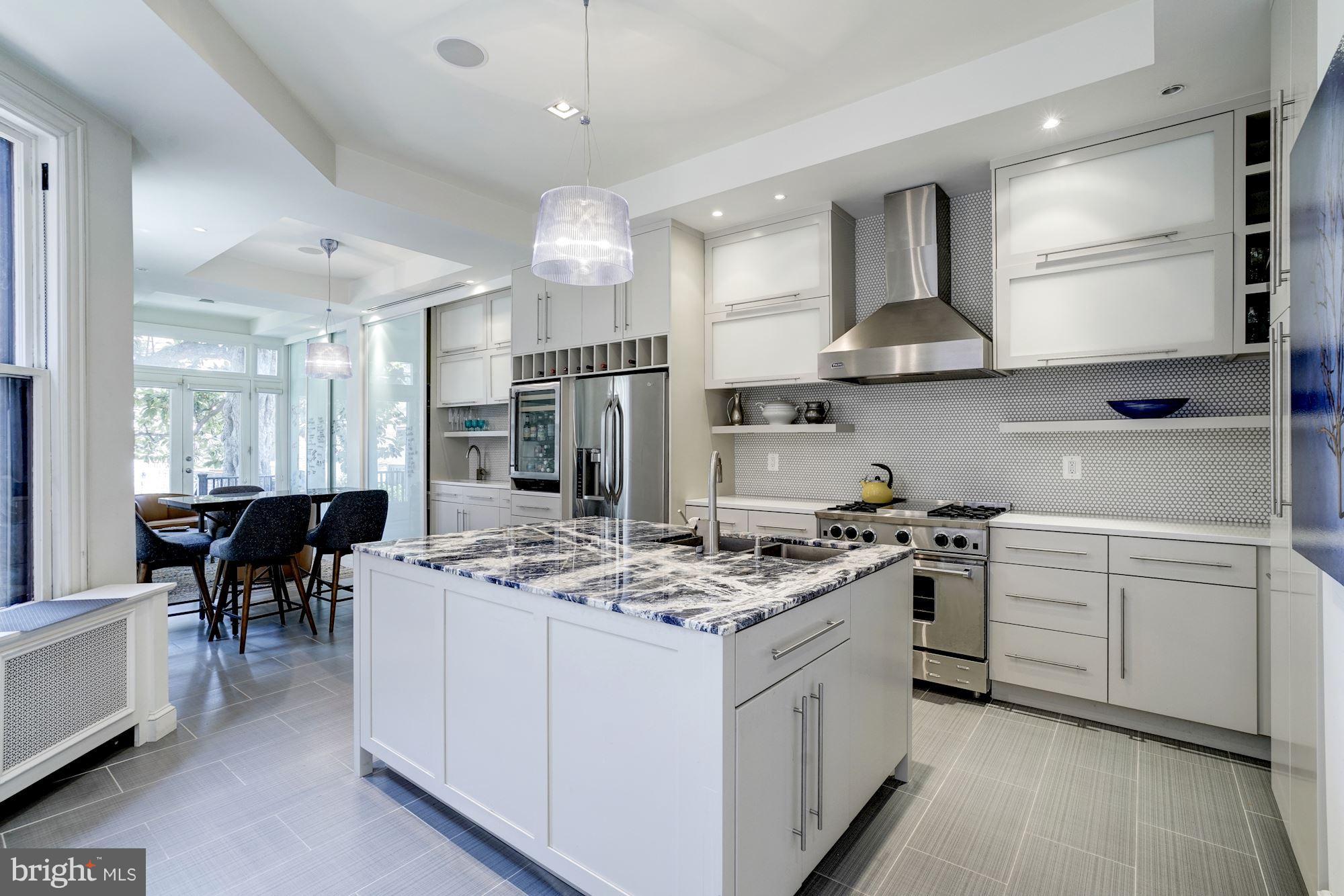 LOGAN CIRCLE - Residential
