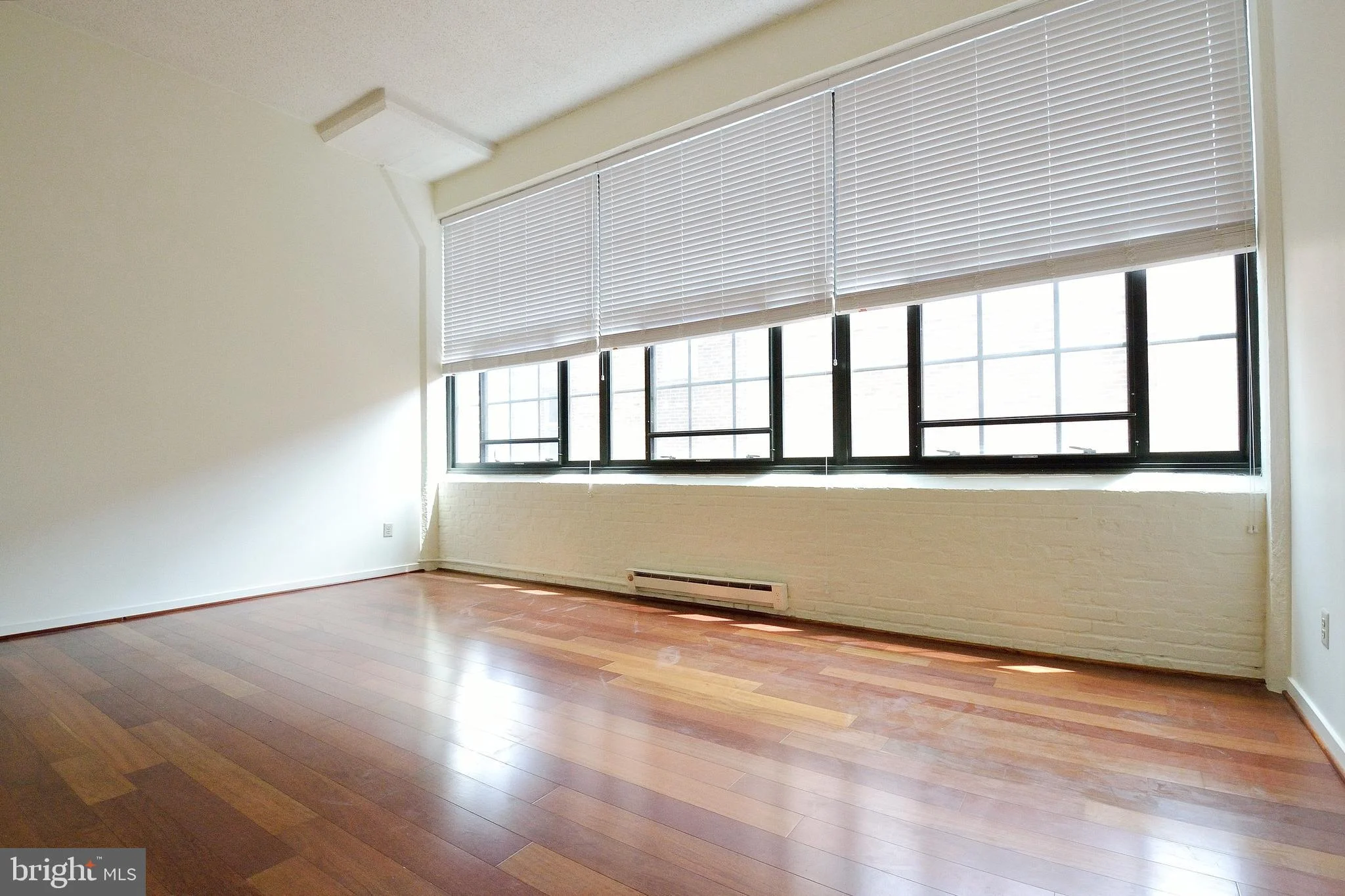 2429 Locust Street Unit 421, Philadelphia, PA 19103