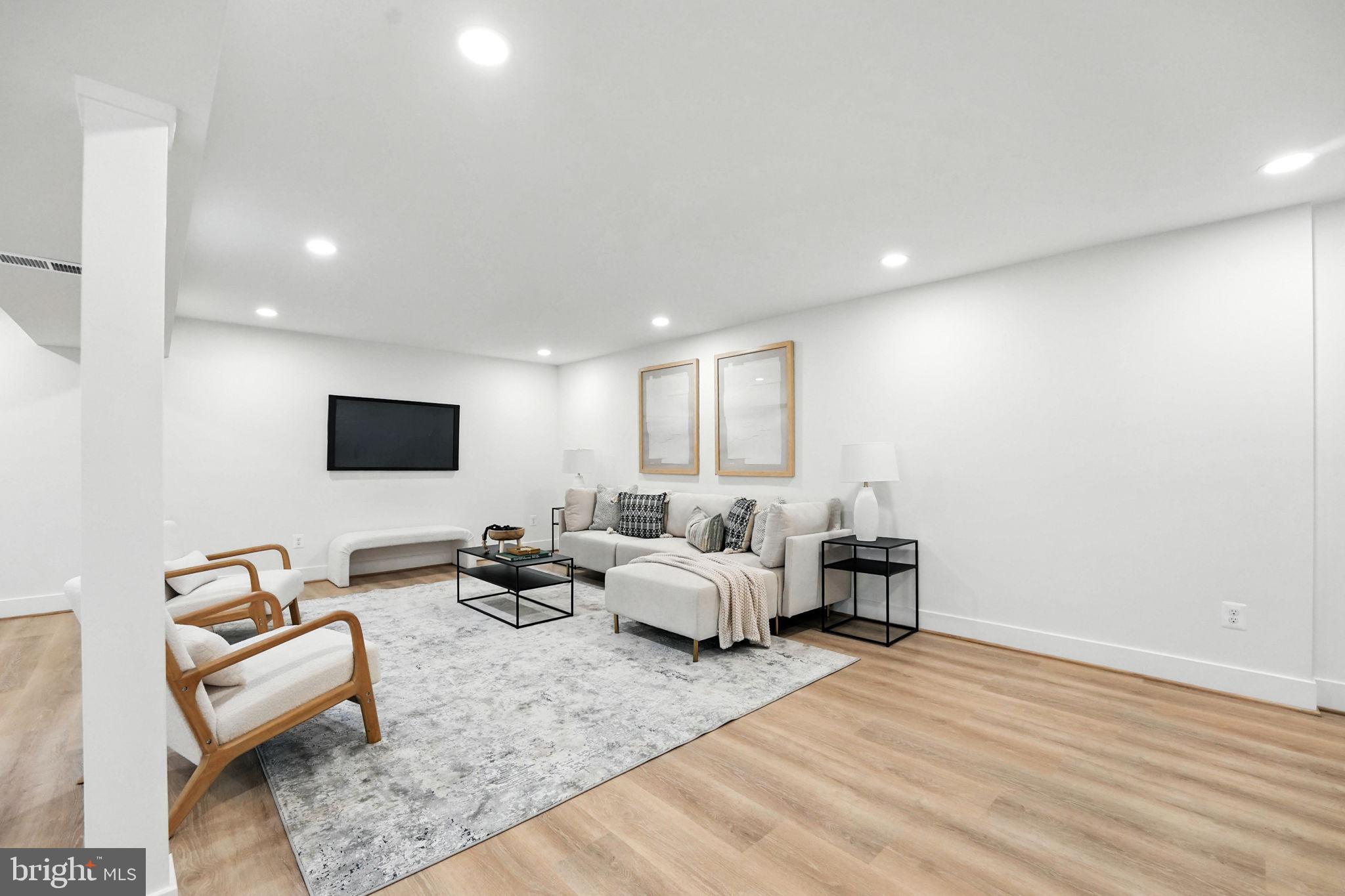 TYSONS GREEN - Residential