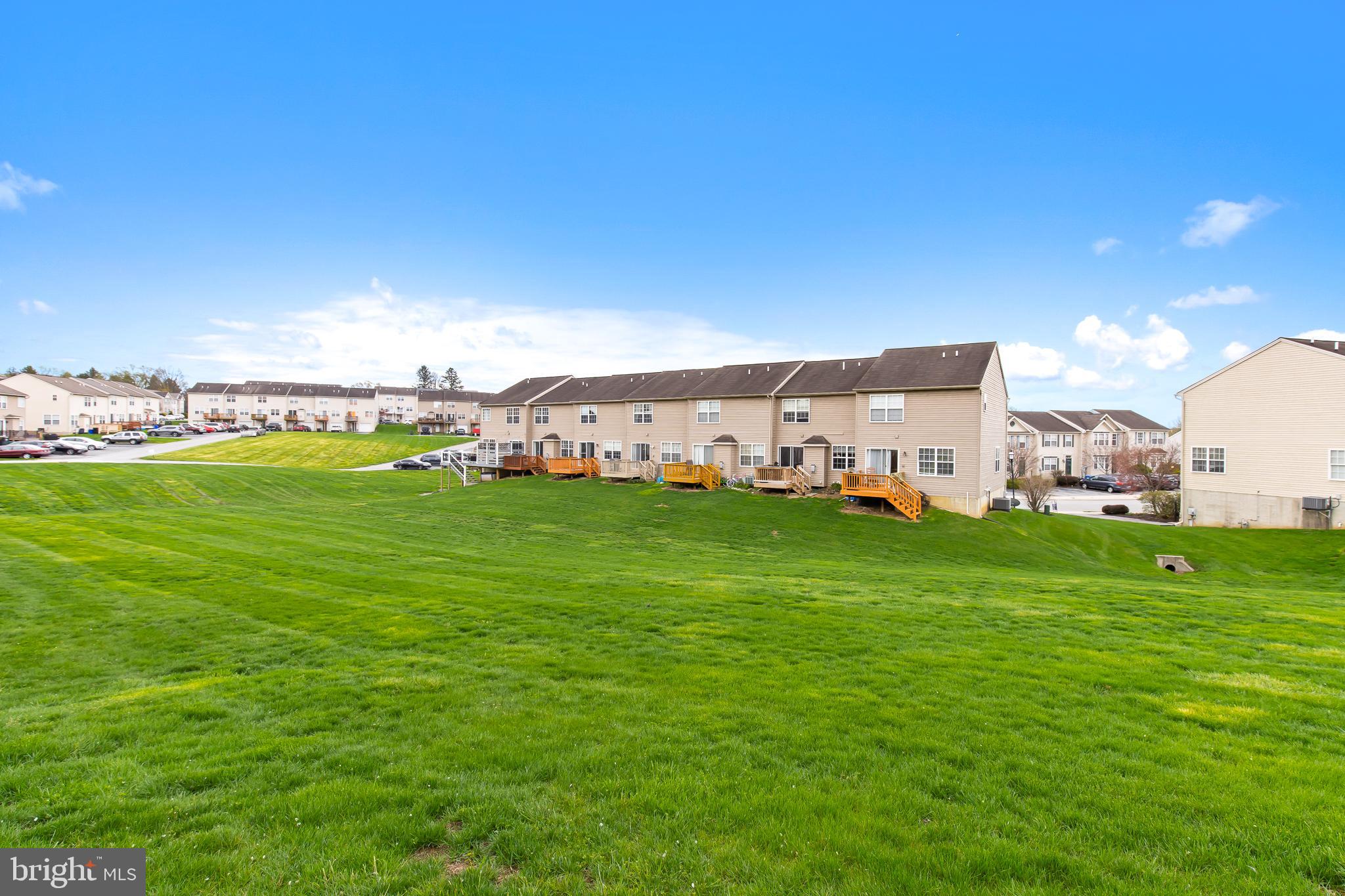 MANOR OAKS - Residential