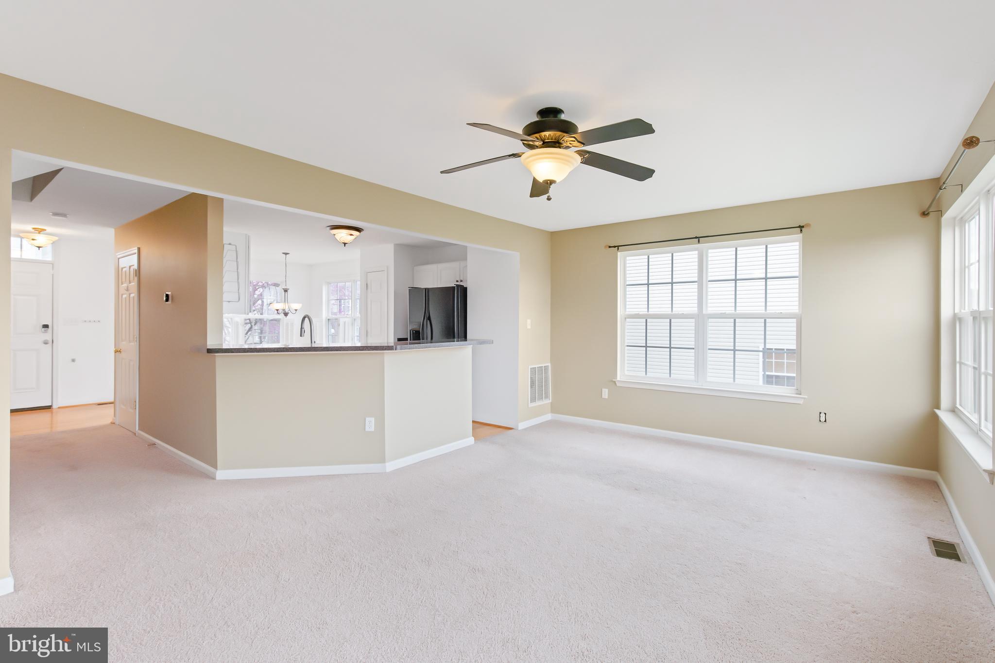 MANOR OAKS - Residential