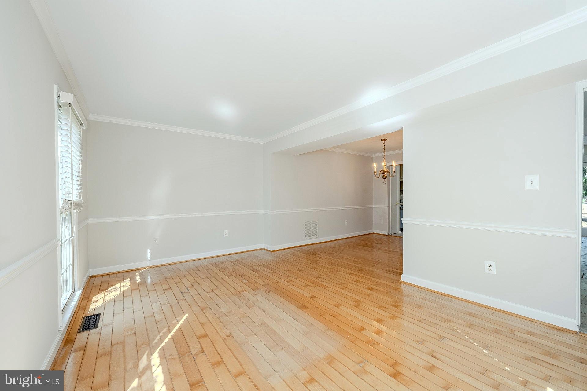 COUNTRY CREEK - Residential