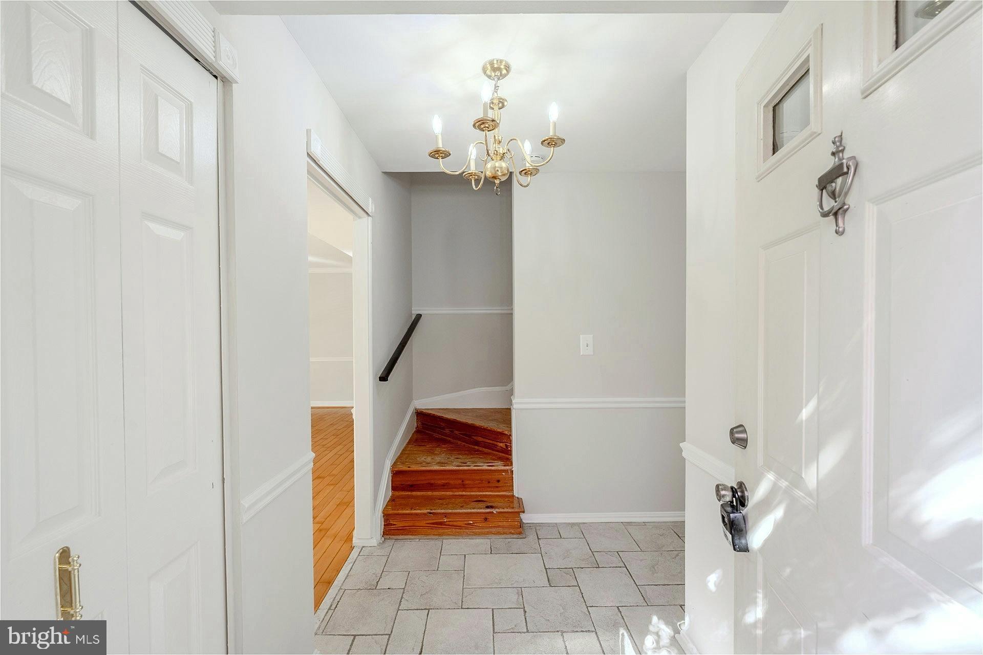 COUNTRY CREEK - Residential