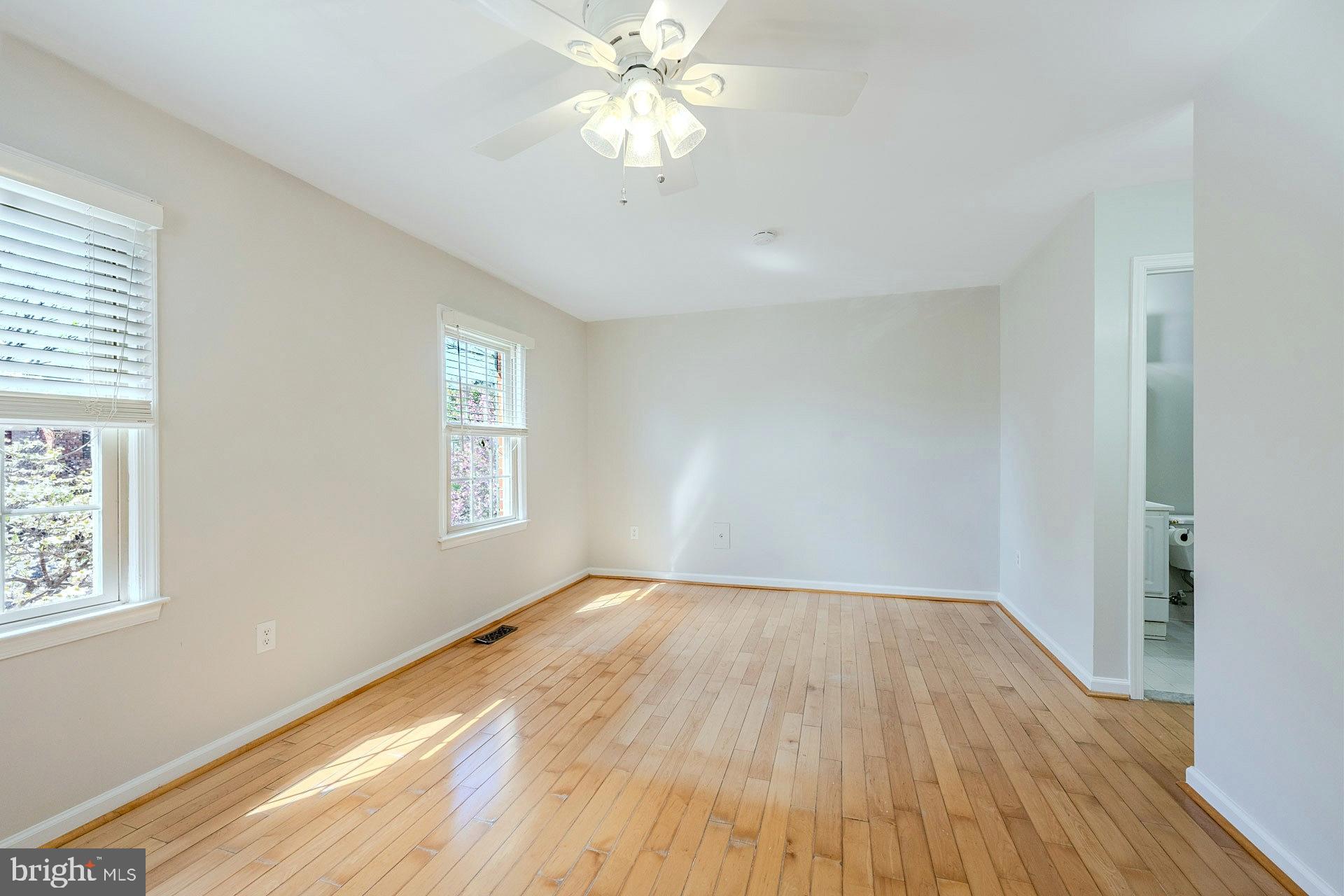 COUNTRY CREEK - Residential