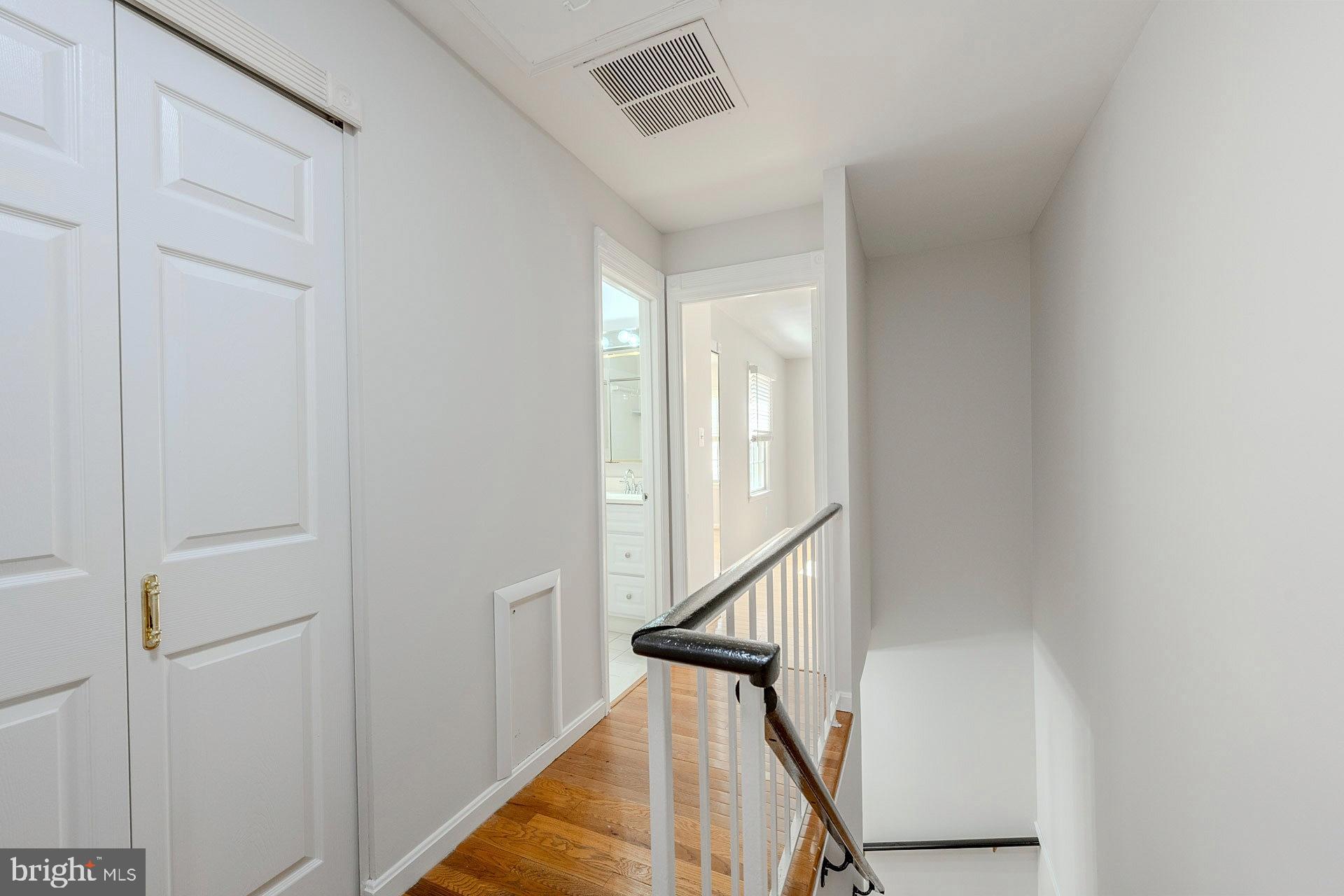 COUNTRY CREEK - Residential