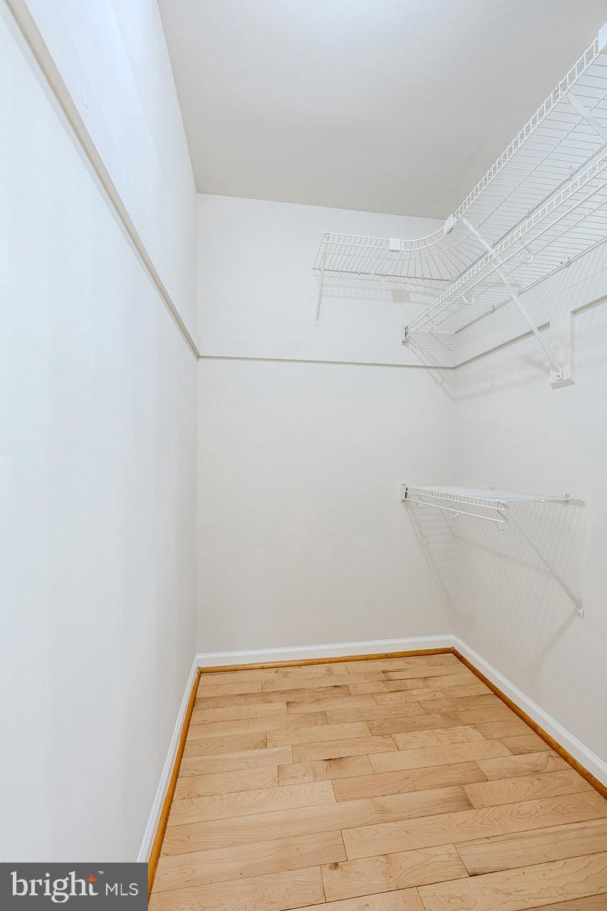 COUNTRY CREEK - Residential