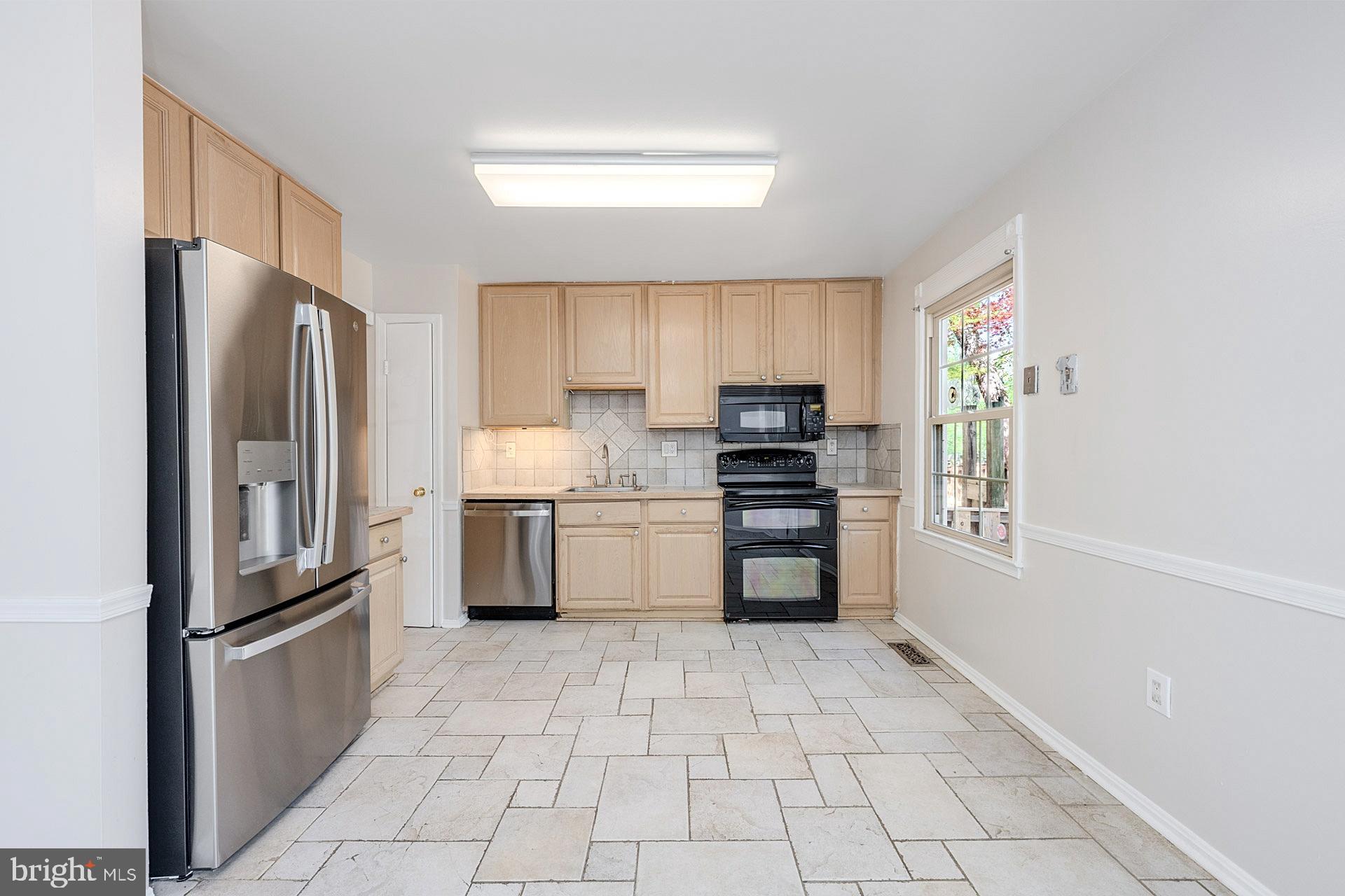 COUNTRY CREEK - Residential