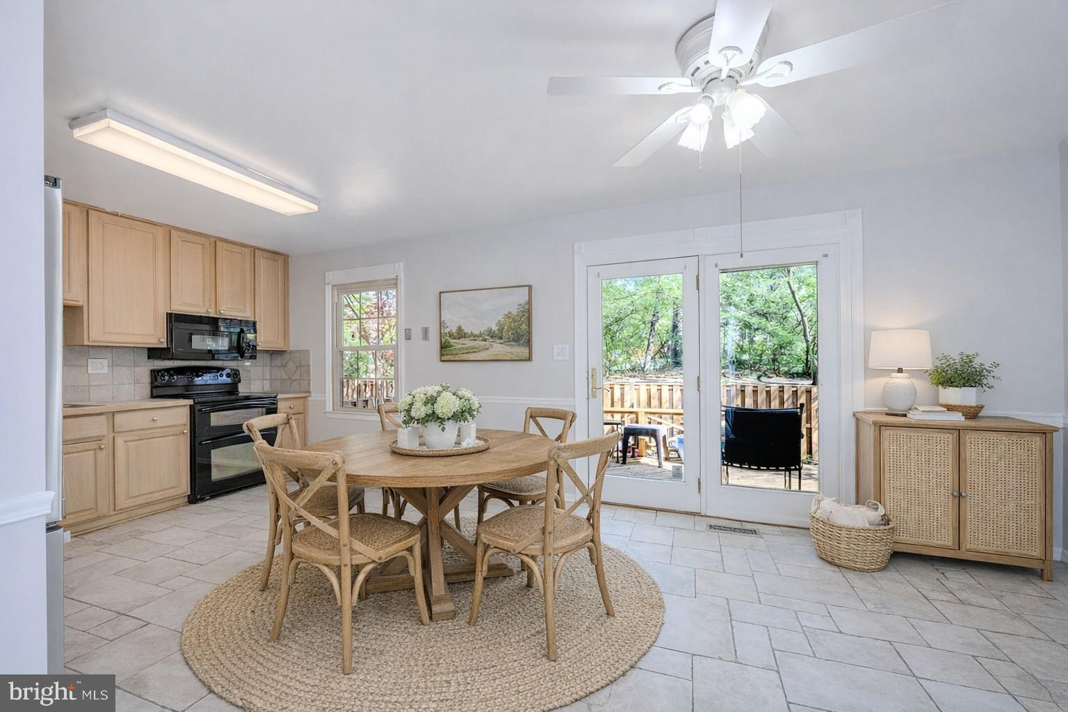 COUNTRY CREEK - Residential