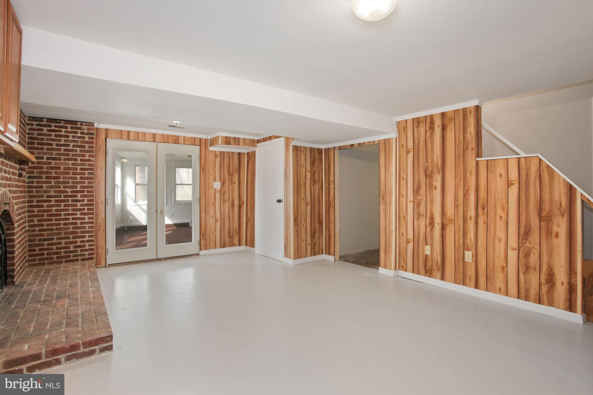 DALE CITY - Residential