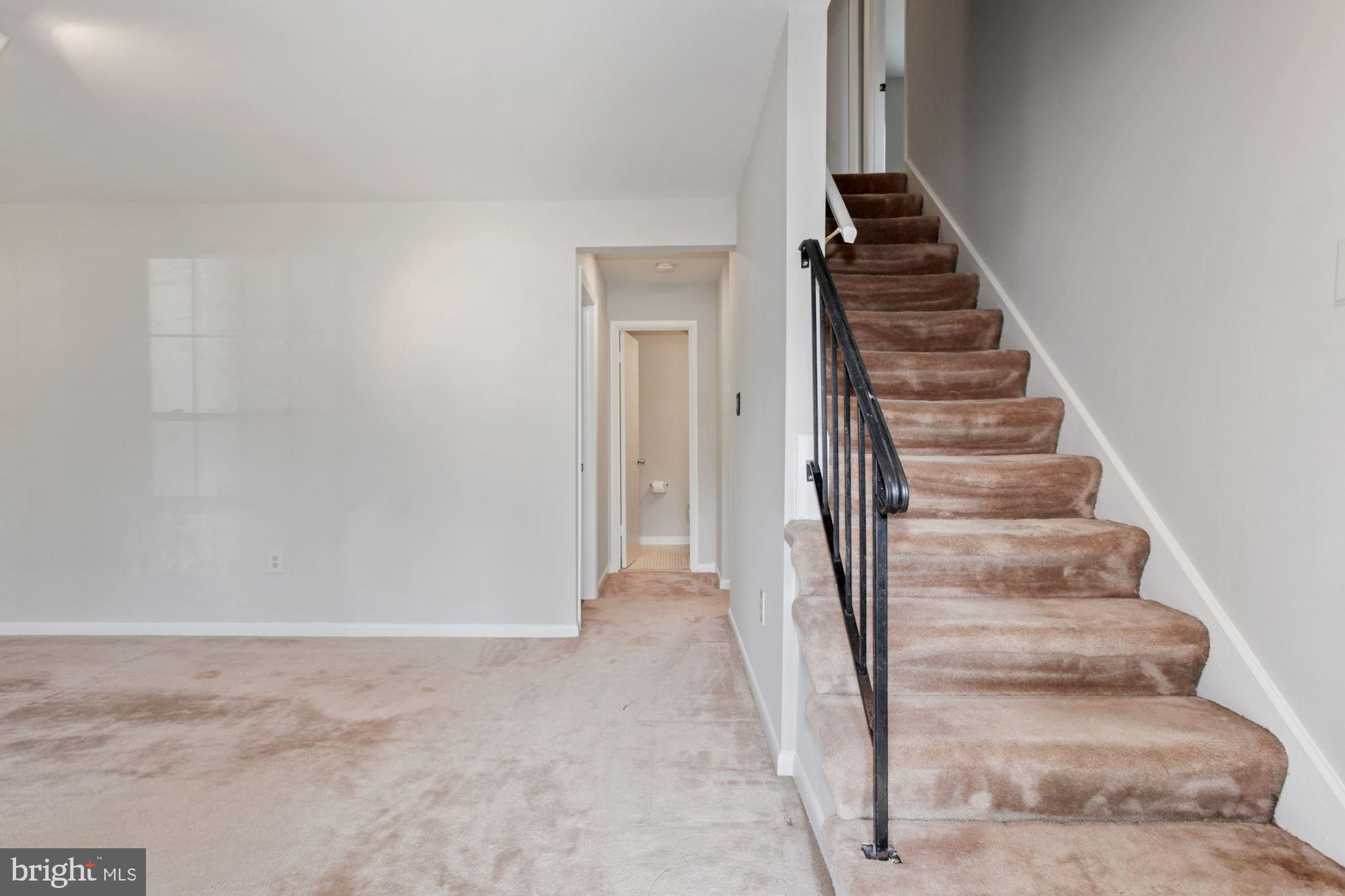 DALE CITY - Residential