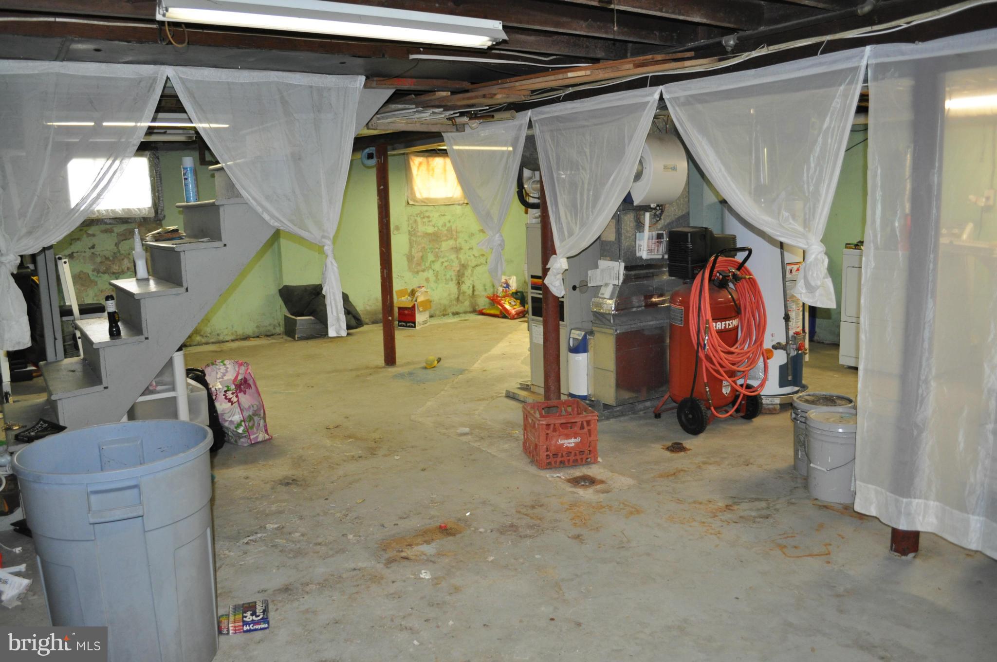 HOLABIRD PARK - Residential